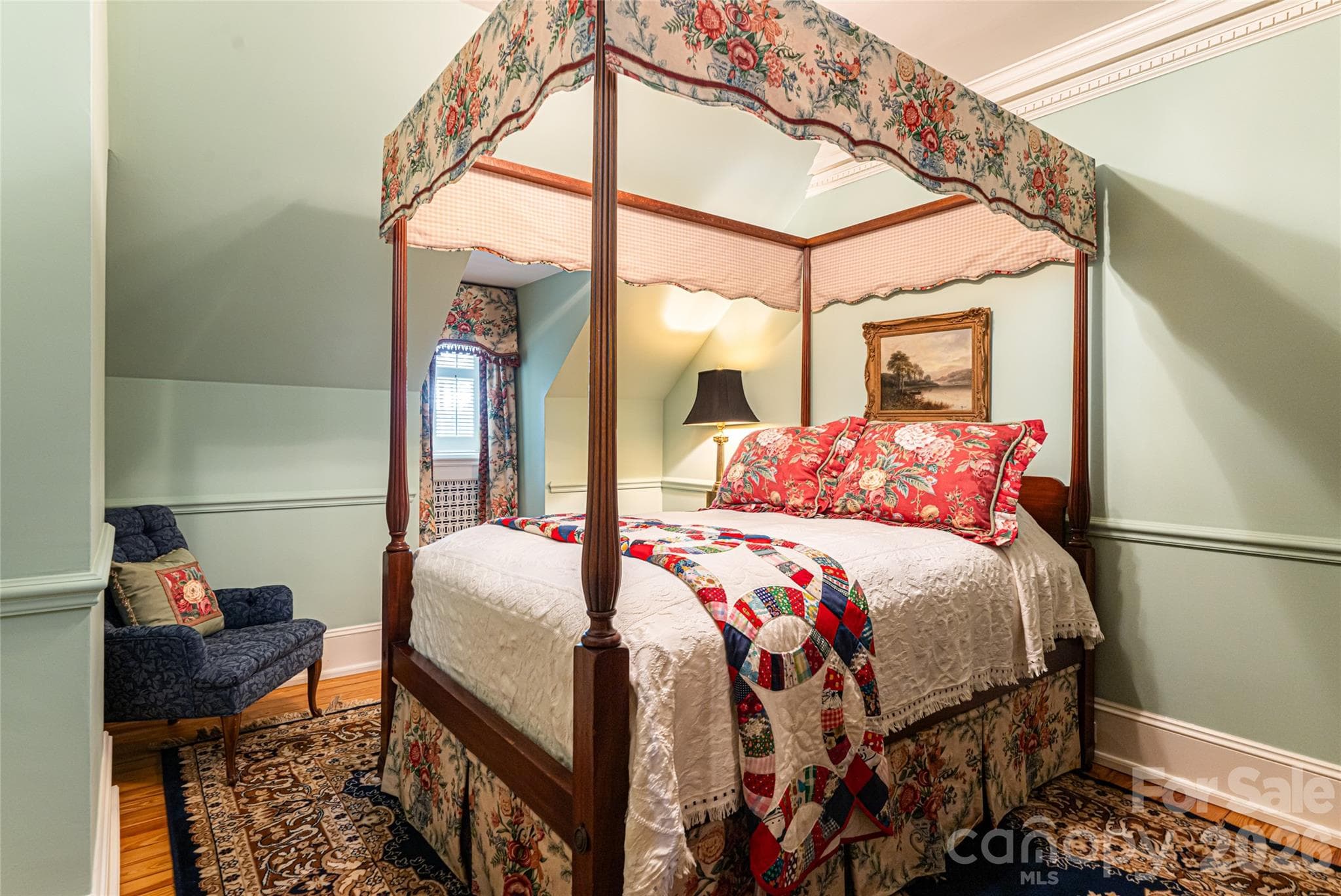 Upstairs Guest Room 4 - 324 Vanderbilt Road, Asheville