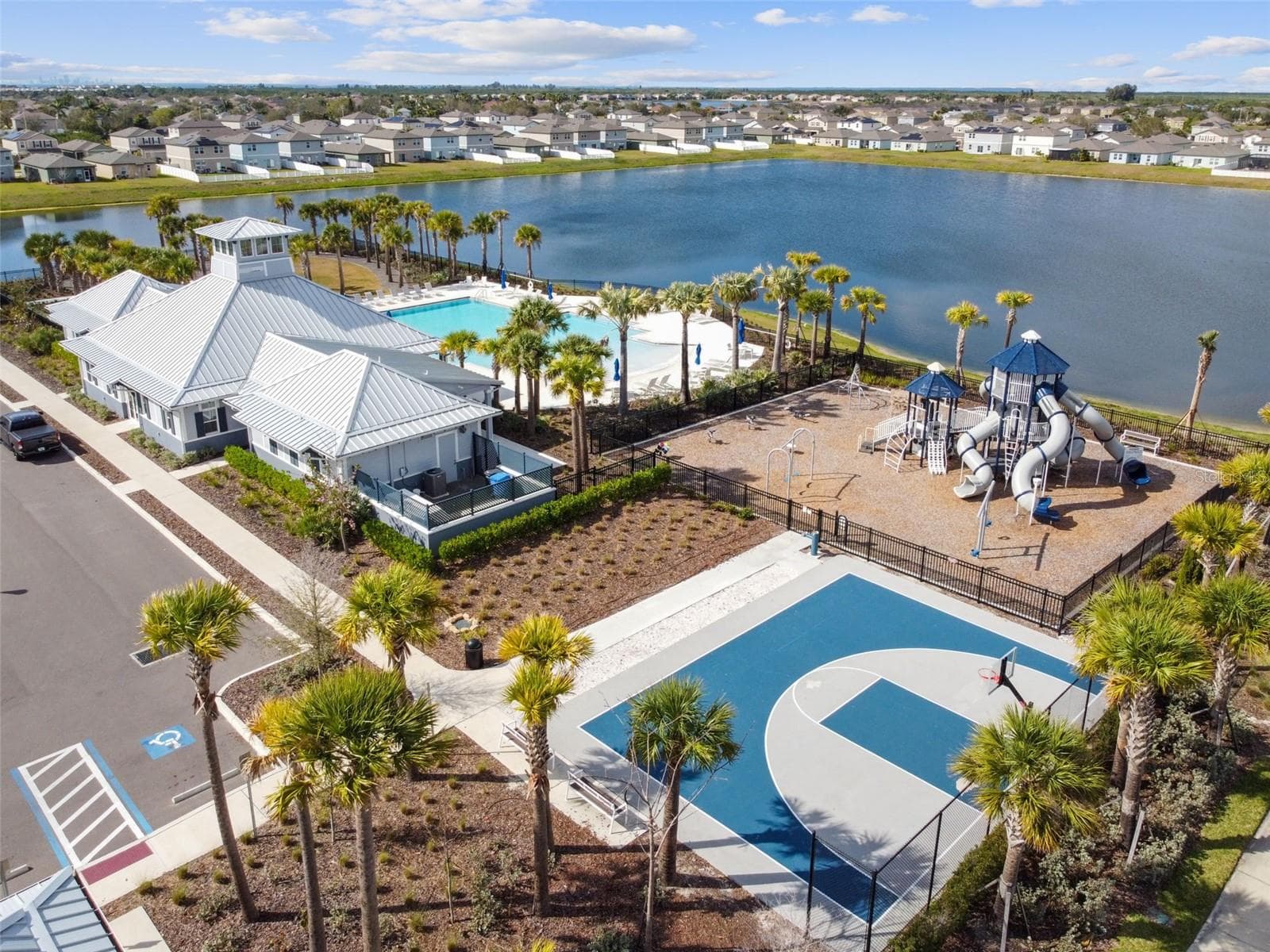 Shell Cove Clubhouse - 1261 ANCHOR BEND DR, RUSKIN