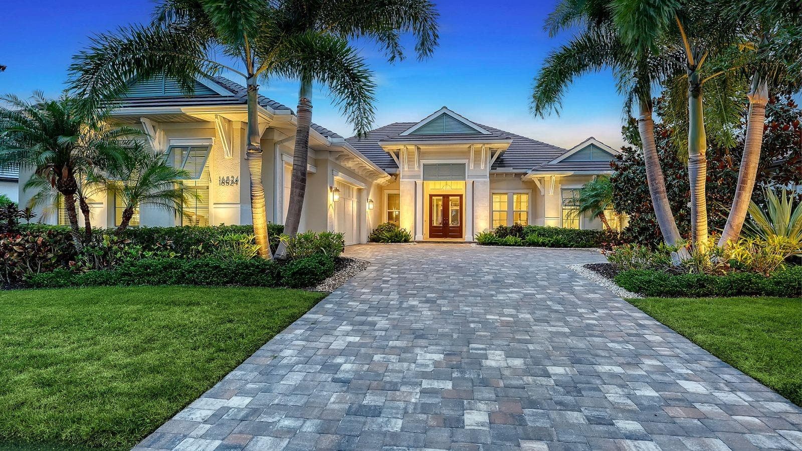 Single Family Residence at 16524 KENDLESHIRE TER, LAKEWOOD RANCH, photo 9 of 75