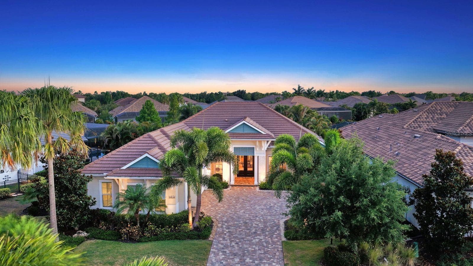 Single Family Residence at 16524 KENDLESHIRE TER, LAKEWOOD RANCH, photo 14 of 75