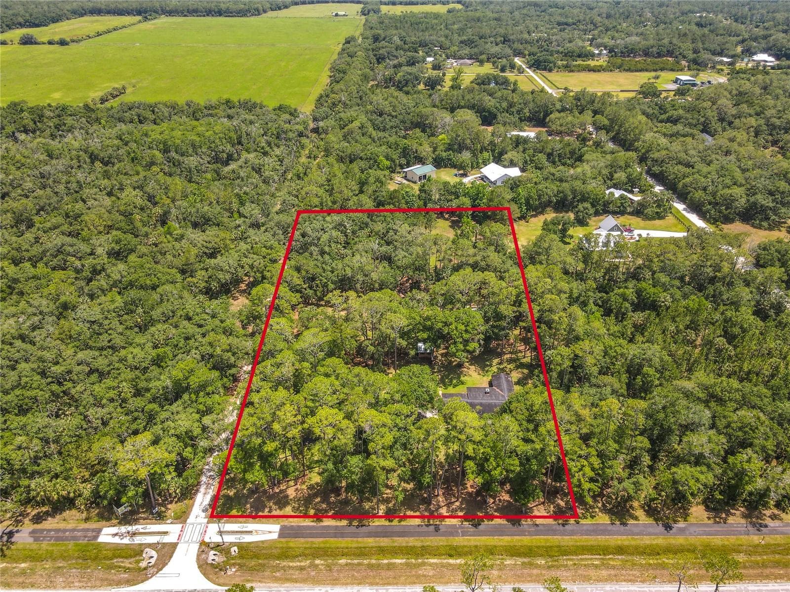 Single Family Residence at 1395 MAYTOWN RD, OSTEEN, photo 8 of 66