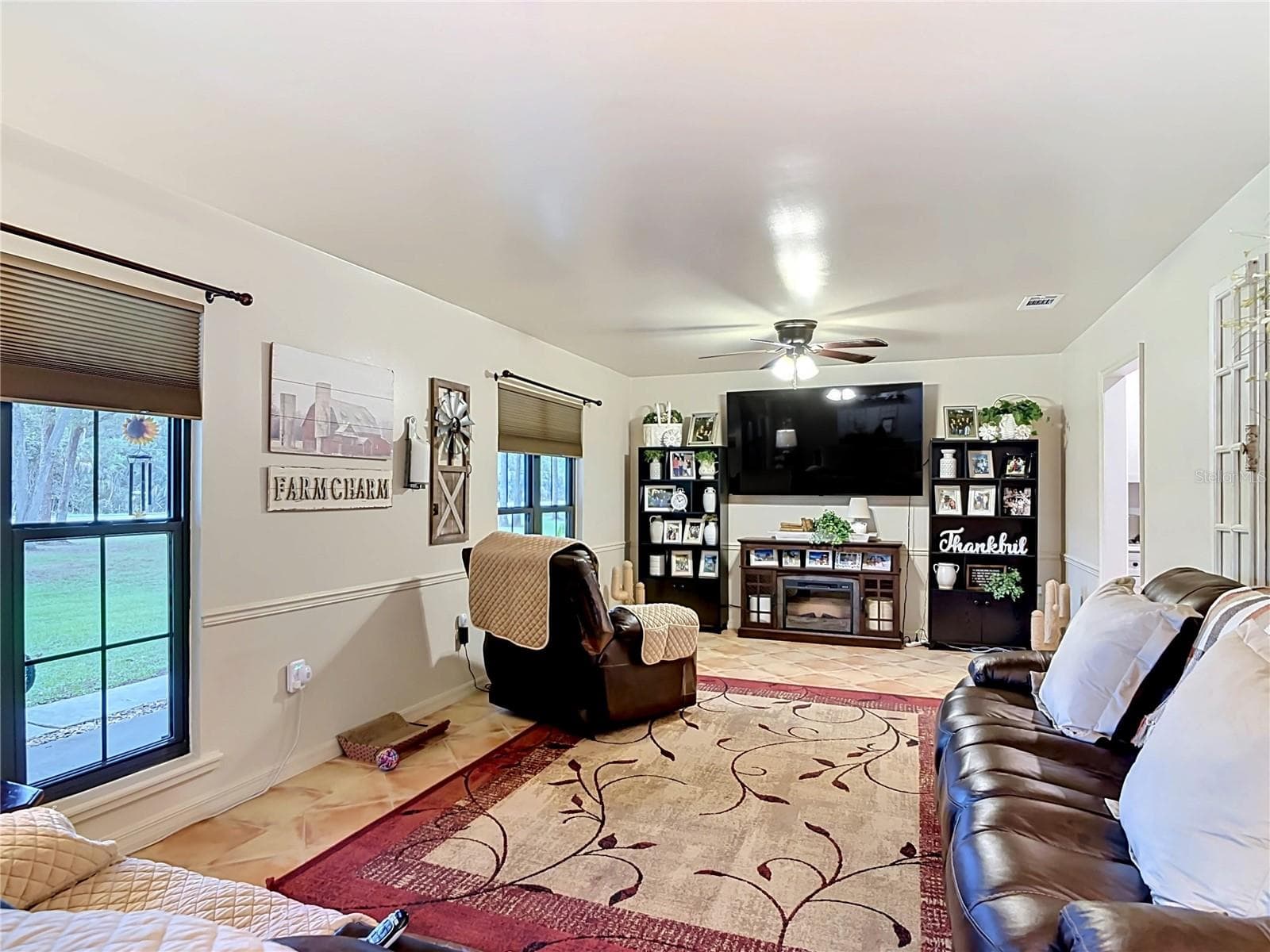 Single Family Residence at 1395 MAYTOWN RD, OSTEEN, photo 11 of 66