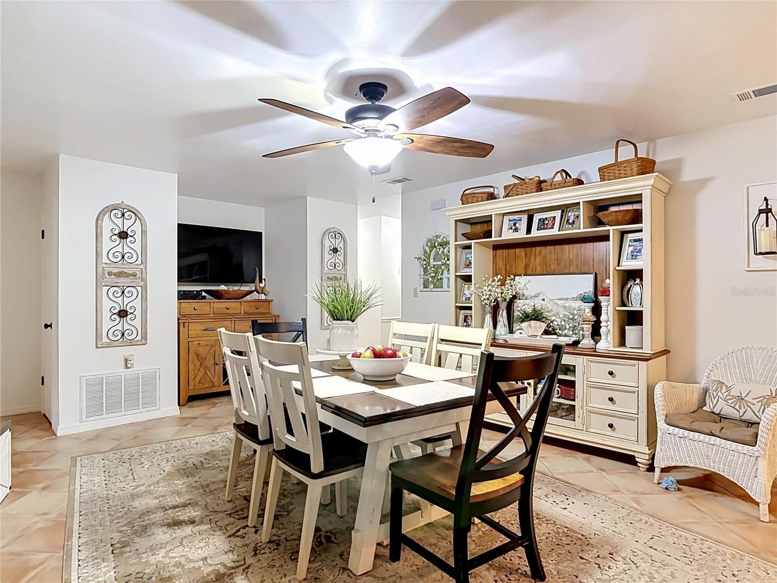 Single Family Residence at 1395 MAYTOWN RD, OSTEEN, photo 19 of 66