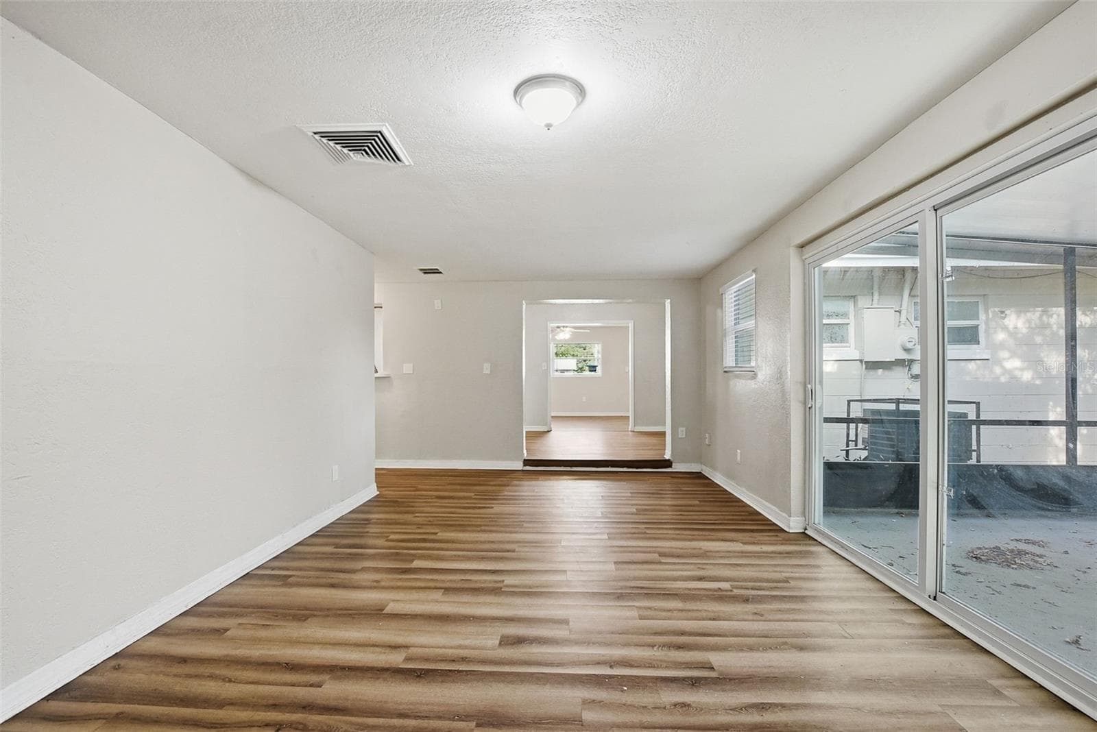 Single Family Residence at 4132 WESTGATE RD, ORLANDO, photo 6 of 25