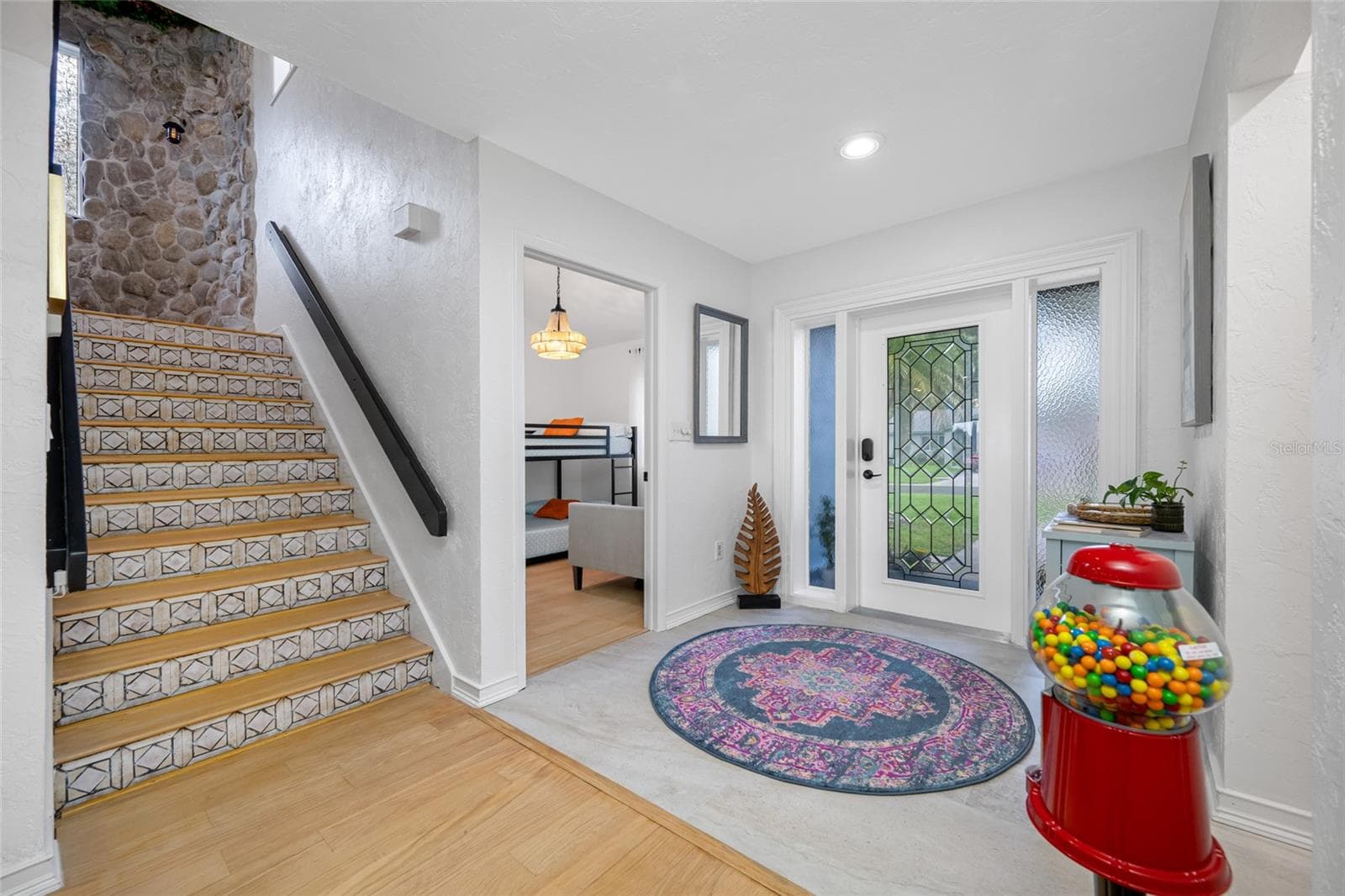 Single Family Residence at 2153 KARAN WAY, CLEARWATER, photo 9 of 64