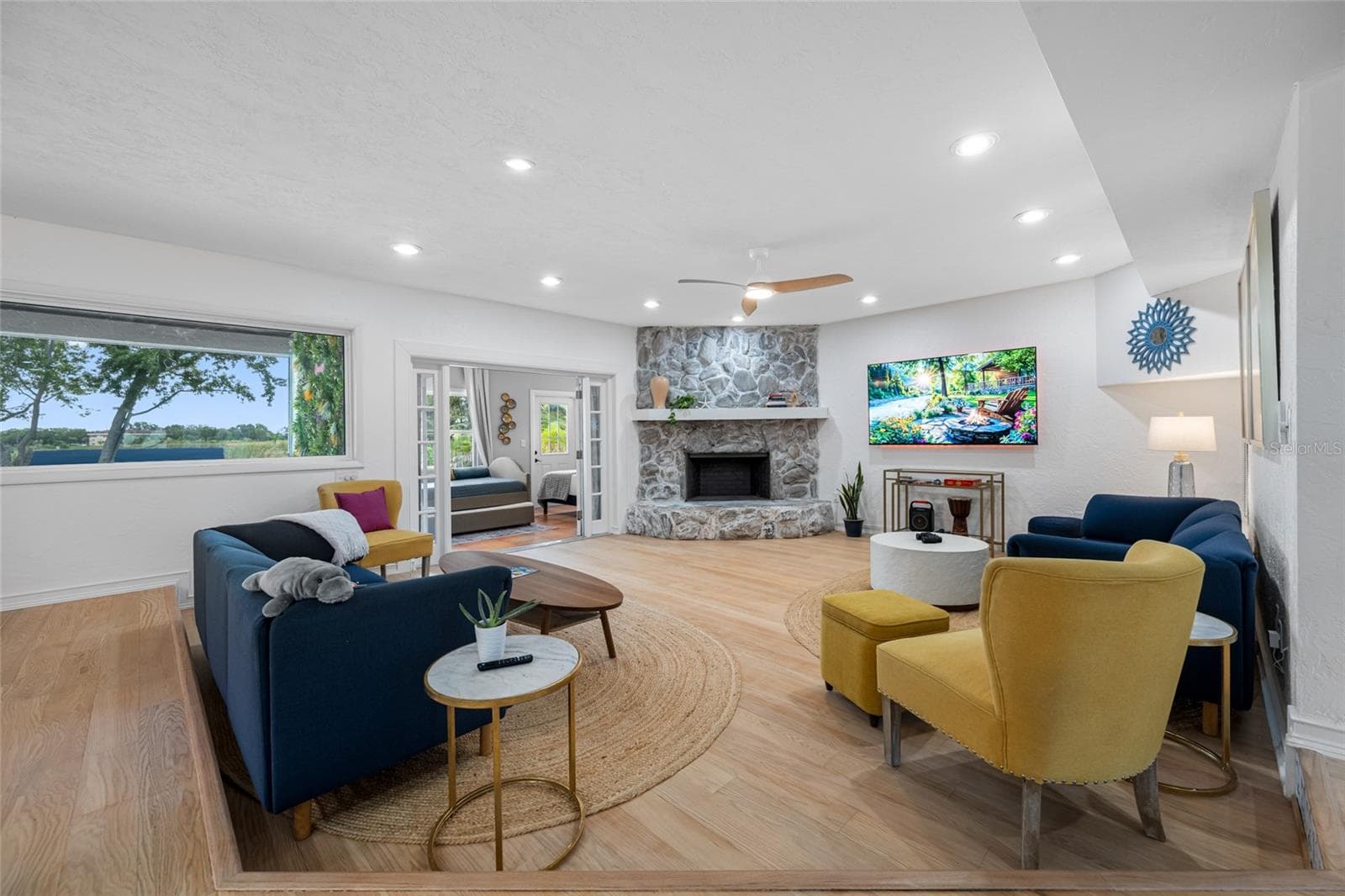 Single Family Residence at 2153 KARAN WAY, CLEARWATER, photo 10 of 64