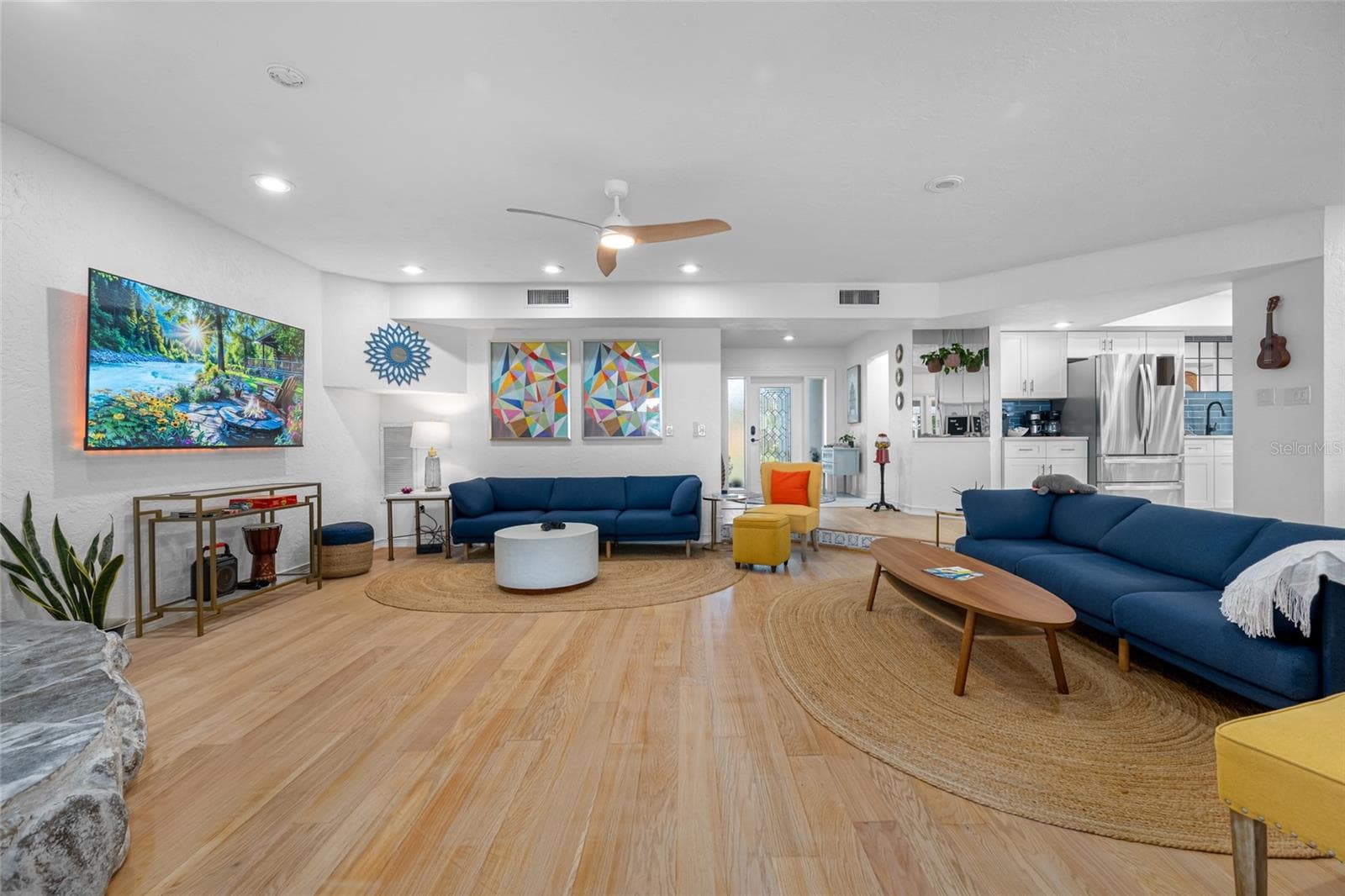 Single Family Residence at 2153 KARAN WAY, CLEARWATER, photo 11 of 64