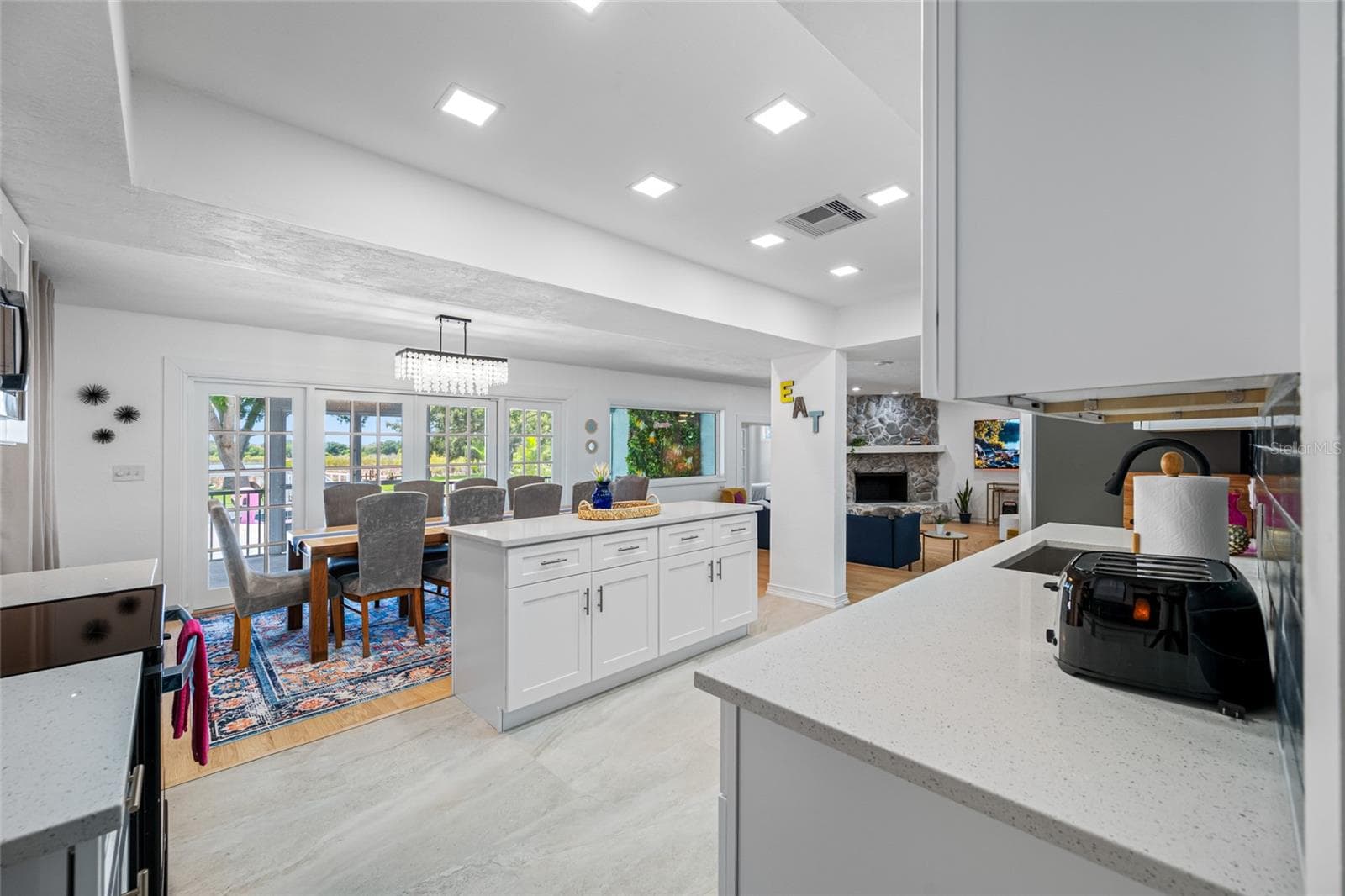 Single Family Residence at 2153 KARAN WAY, CLEARWATER, photo 16 of 64