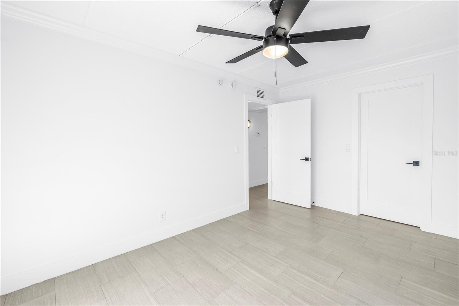 Condominium at 10375 PARADISE BLVD #51, TREASURE ISLAND, photo 24 of 60