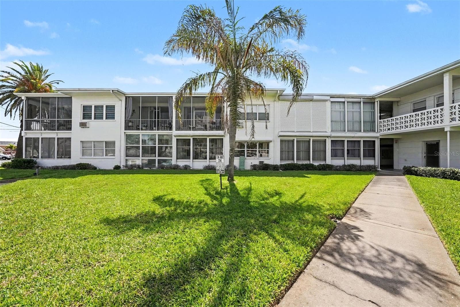7050 SUNSET WAY #11