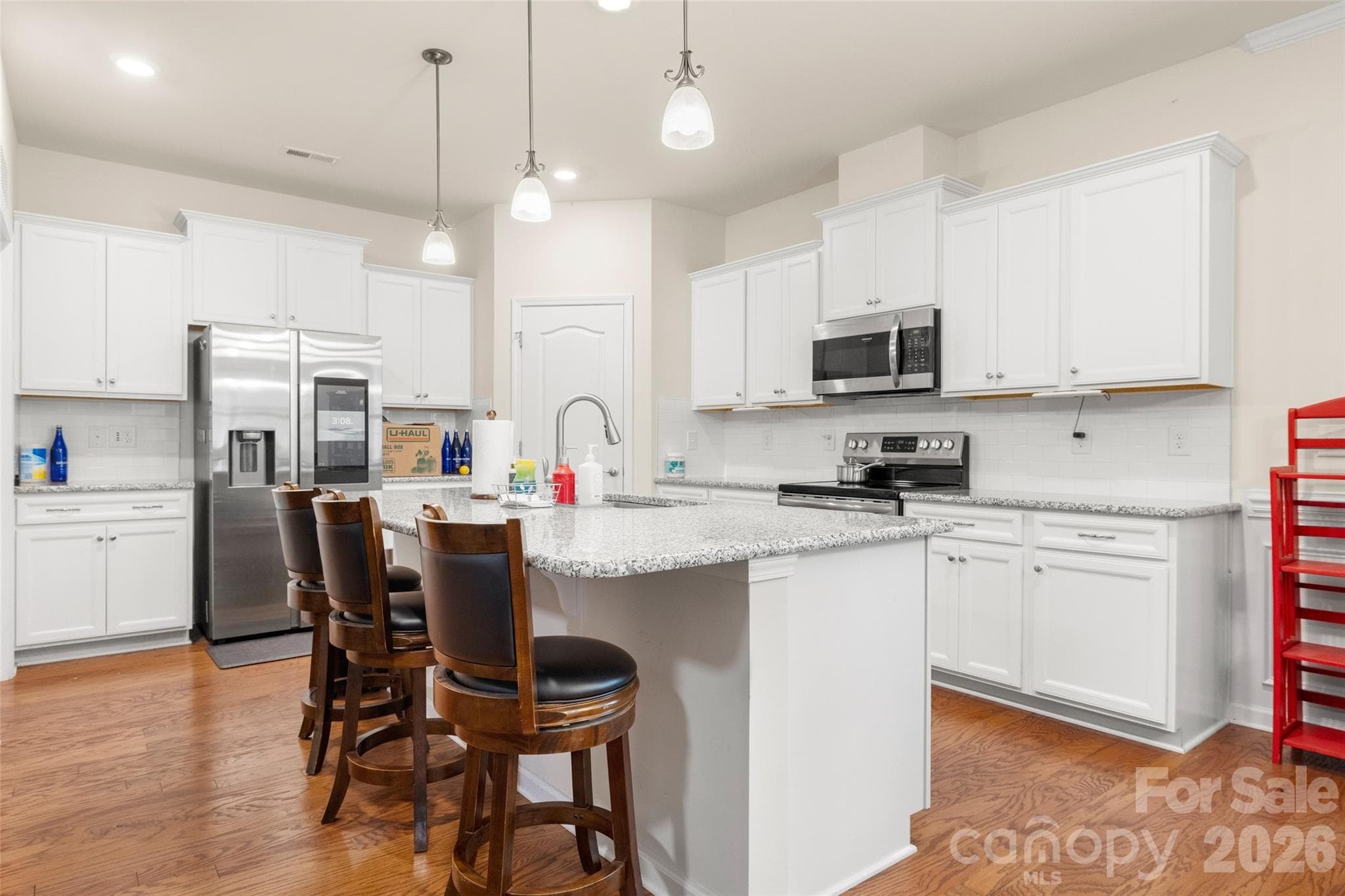 Single Family Residence at 9053 Blue Dasher Drive, Clover, photo 8 of 28