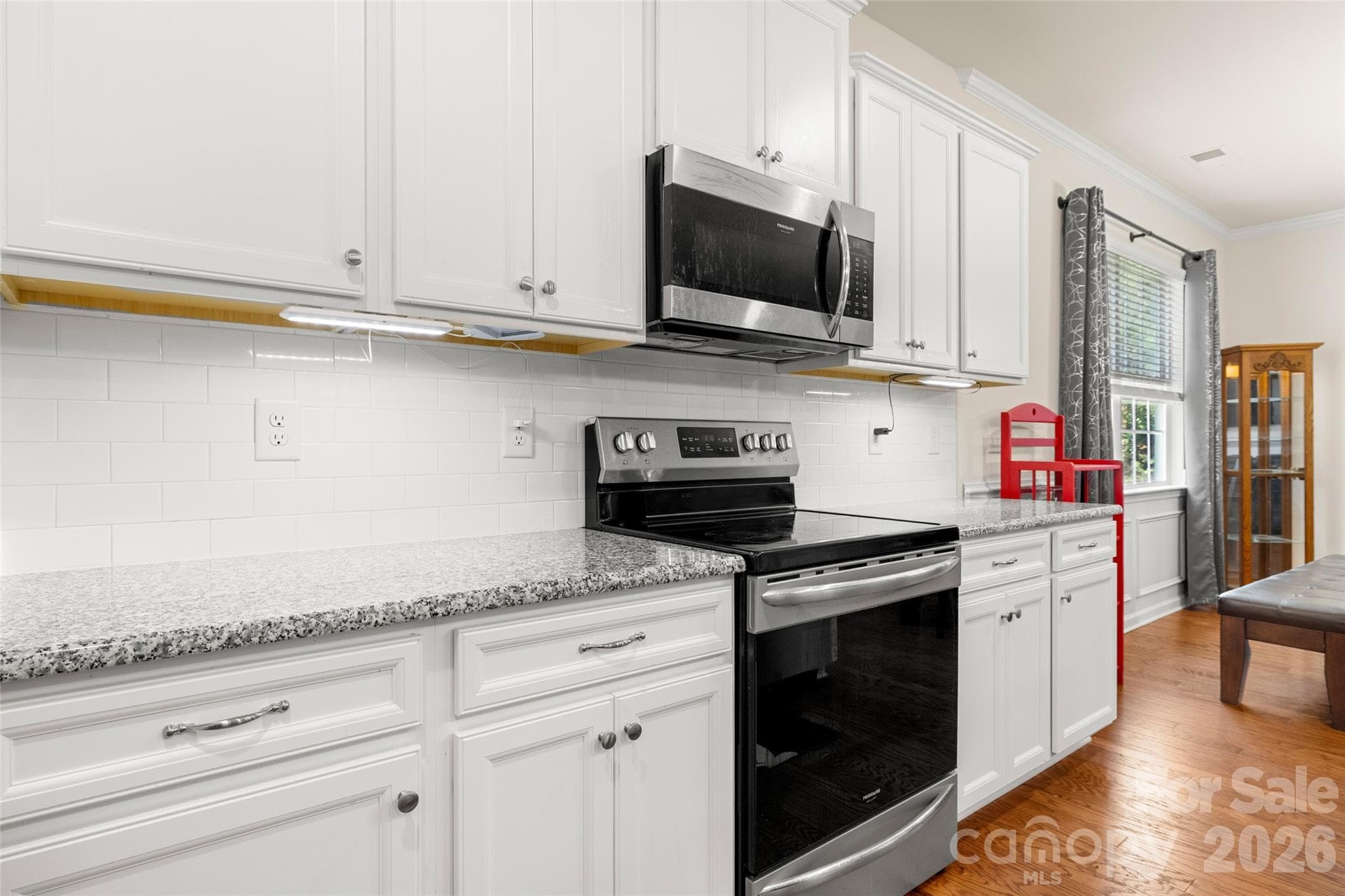 Single Family Residence at 9053 Blue Dasher Drive, Clover, photo 10 of 28