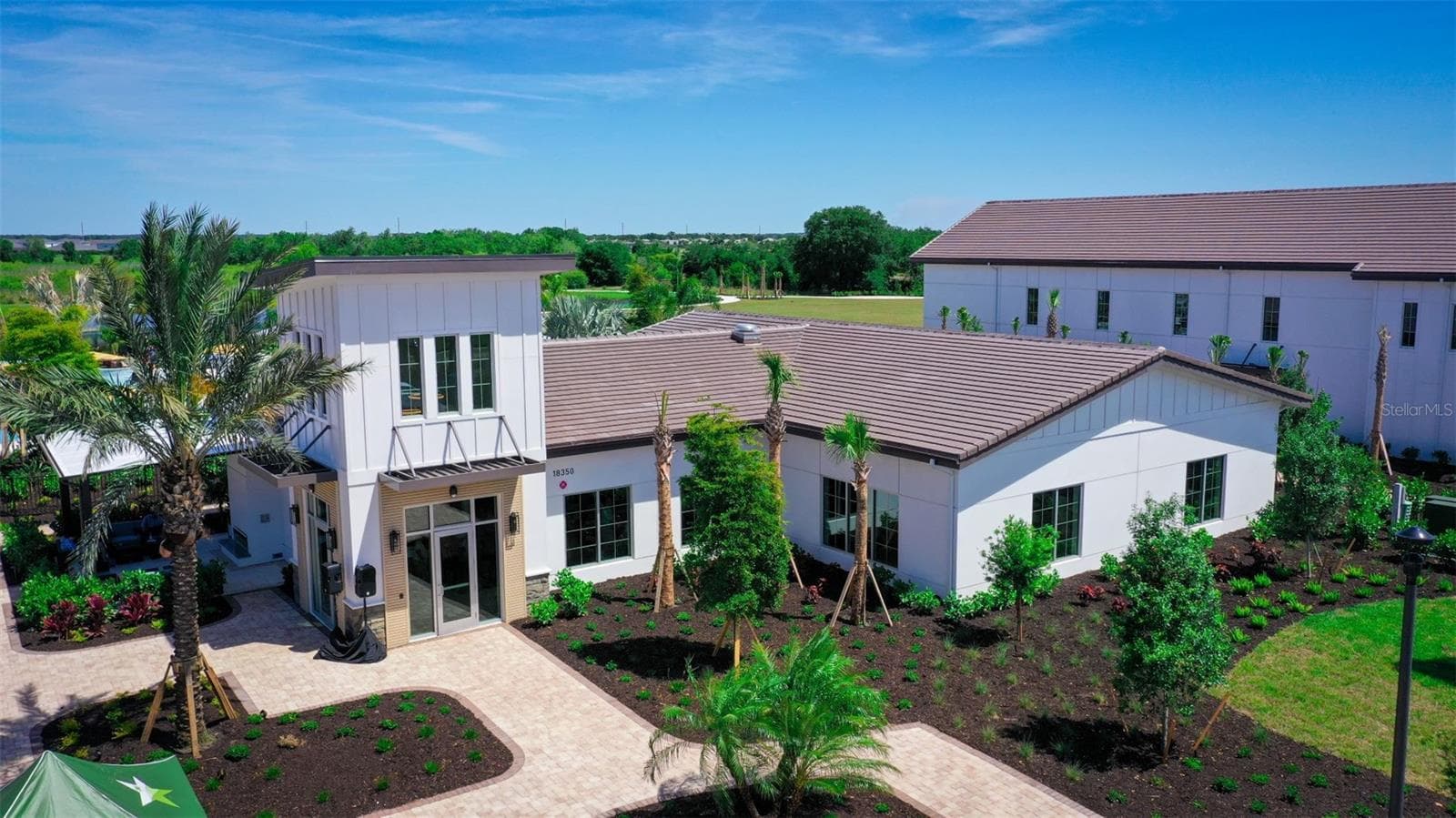 Single Family Residence at 18223 BEEHIVE TER, BRADENTON, photo 25 of 46