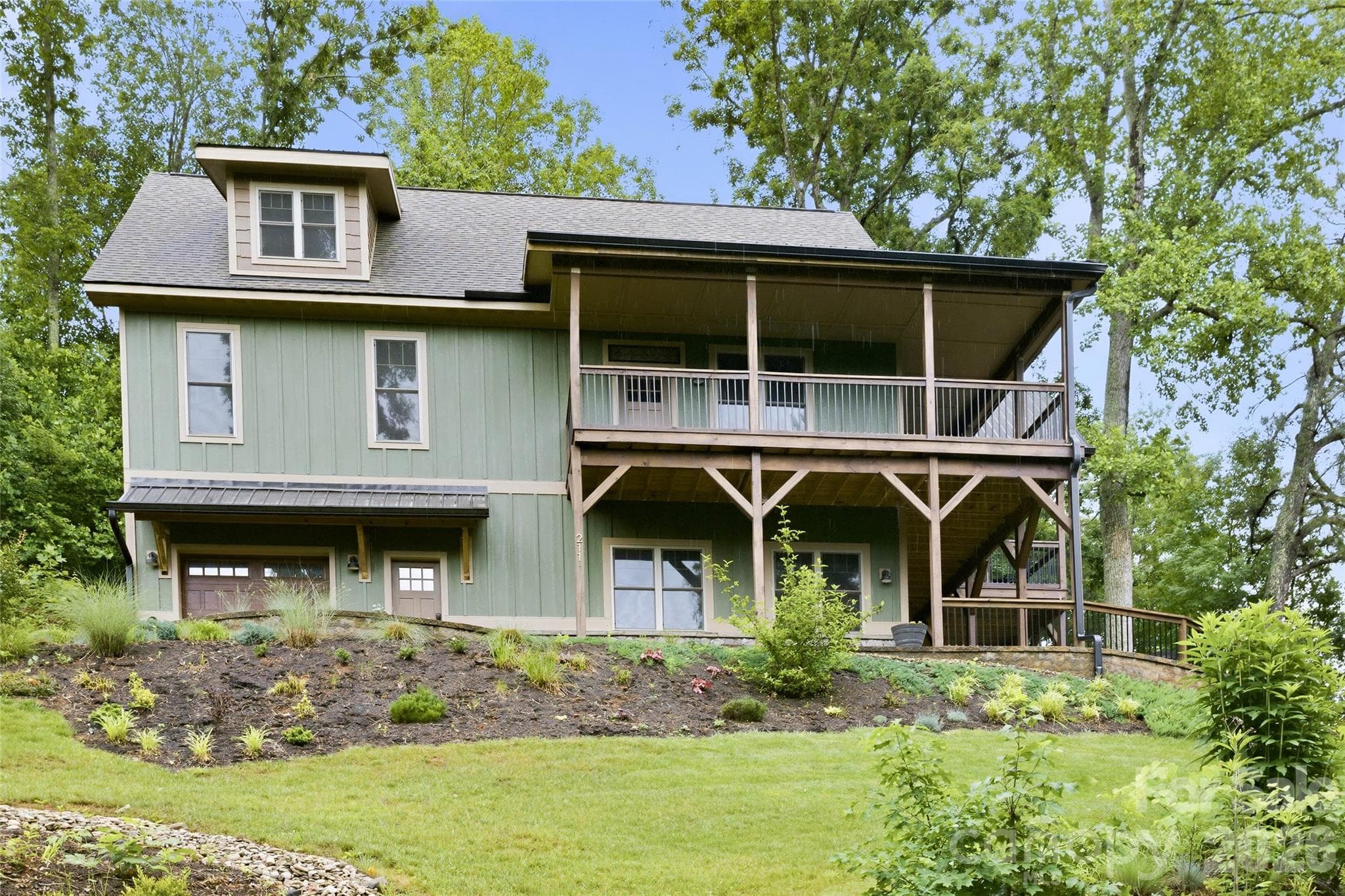 211 Wimbledon Court