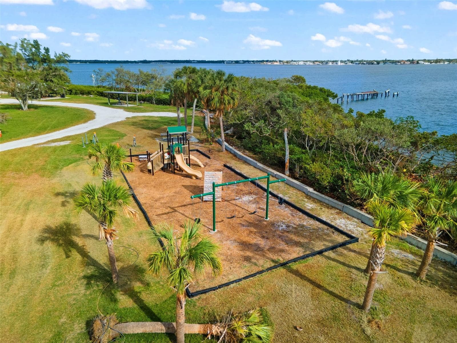 Community Rec Area - Playgroud - Optional - 7325 HOLLY RD, TERRA CEIA