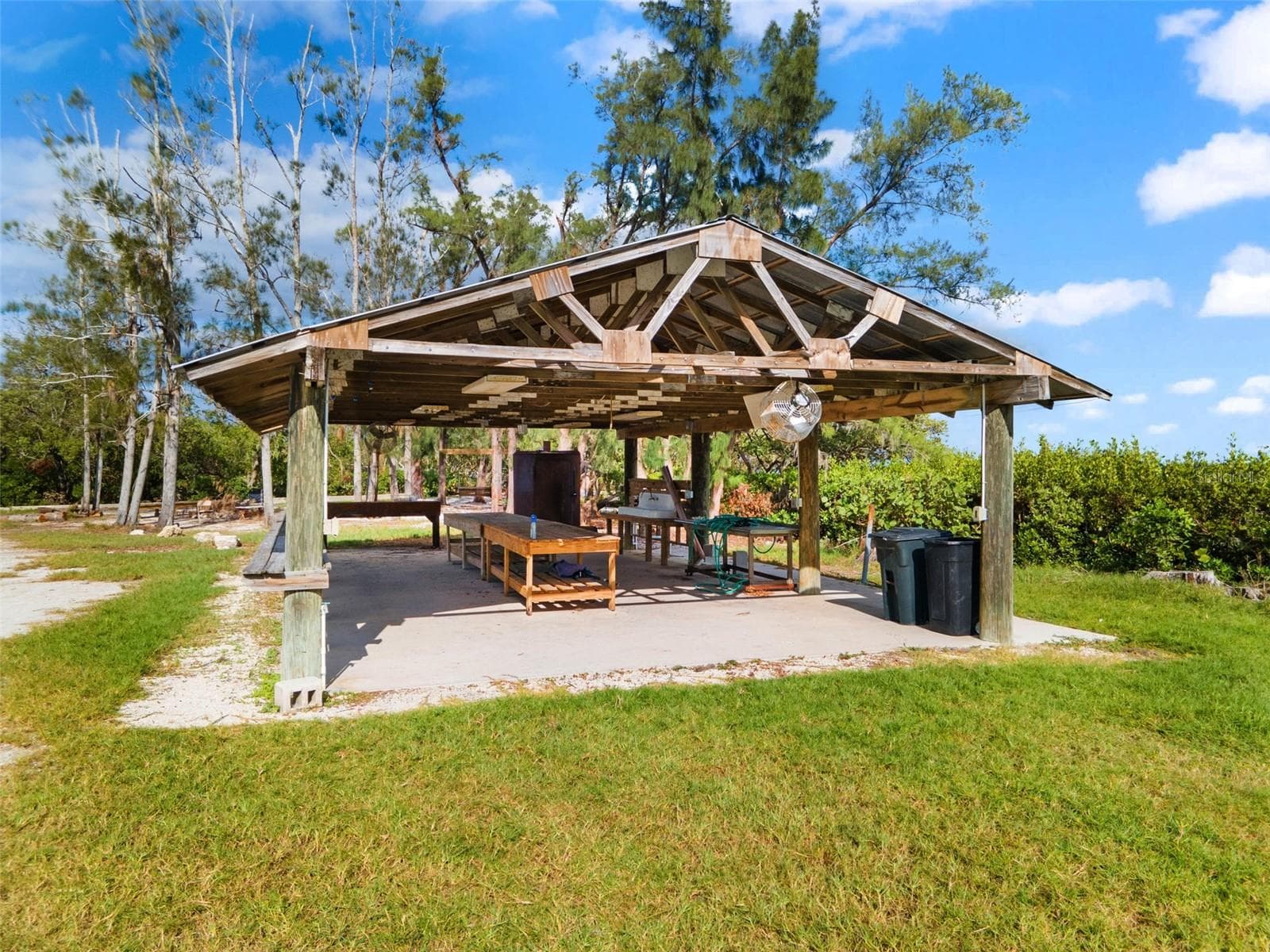 Community Rec Area - BBQ Pavillon - Optional - 7325 HOLLY RD, TERRA CEIA