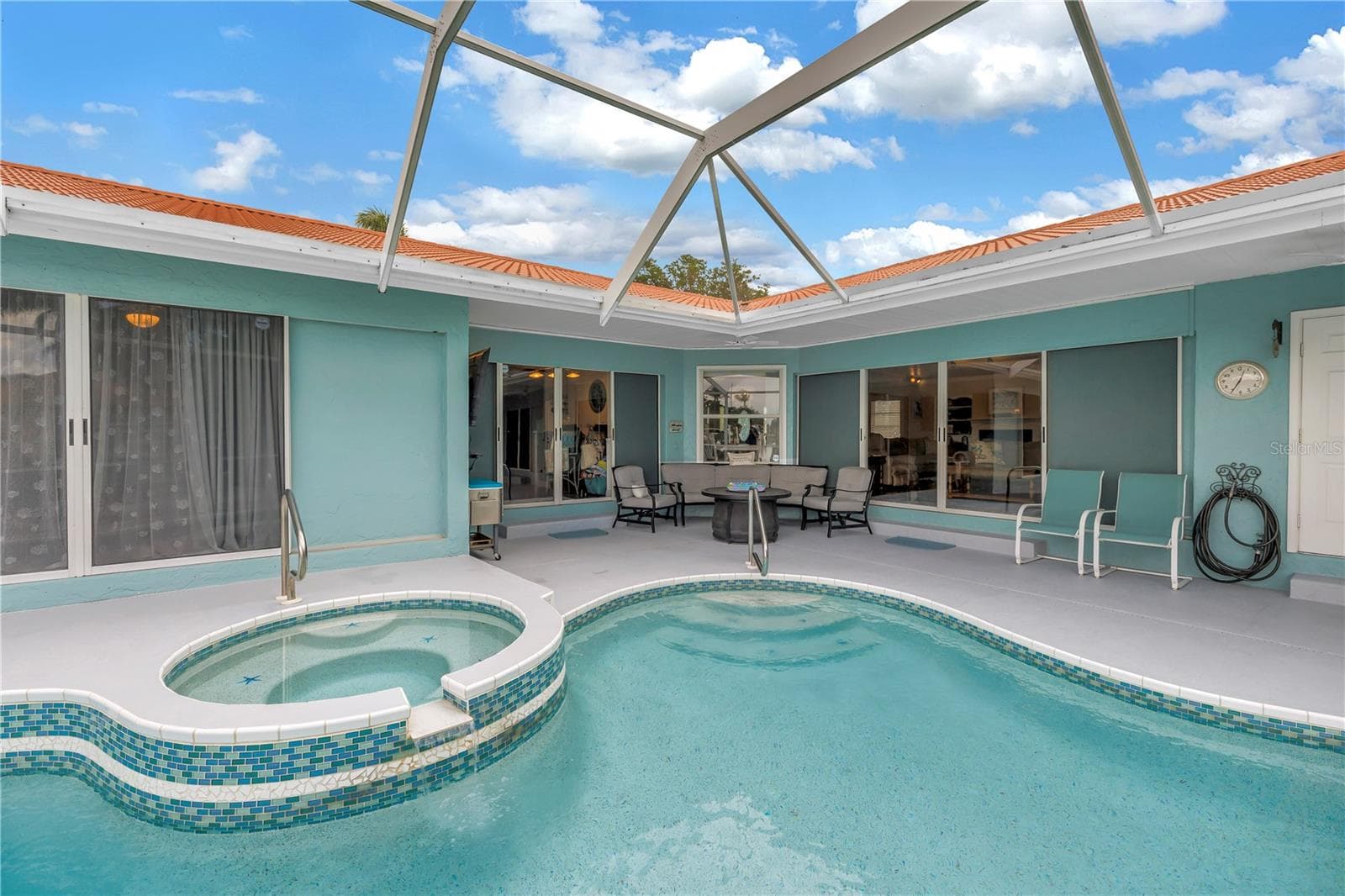 Single Family Residence at 4911 PALMETTO POINT DR, PALMETTO, photo 12 of 65