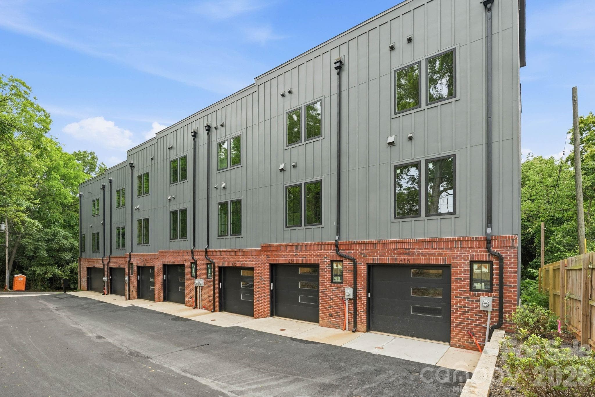 End Unit 616 with garage entry. - 616 E 16th Street, Charlotte