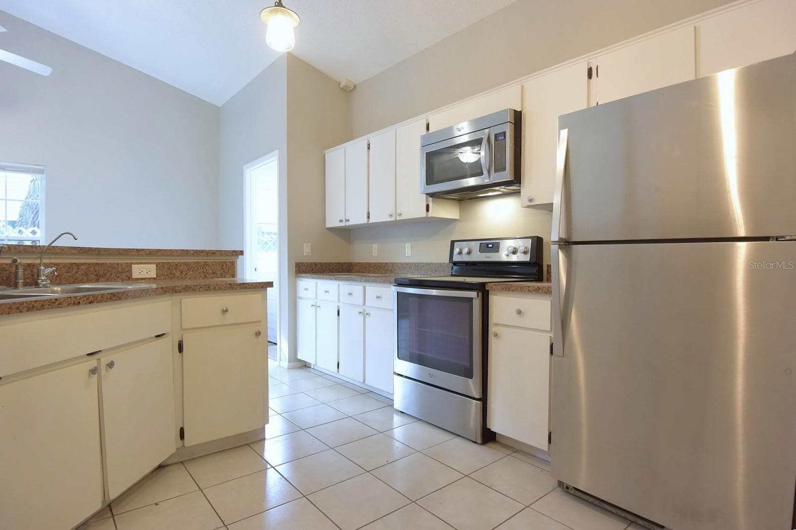 Single Family Residence at 1672 COUNTRYWOOD ST, TARPON SPRINGS, photo 15 of 39