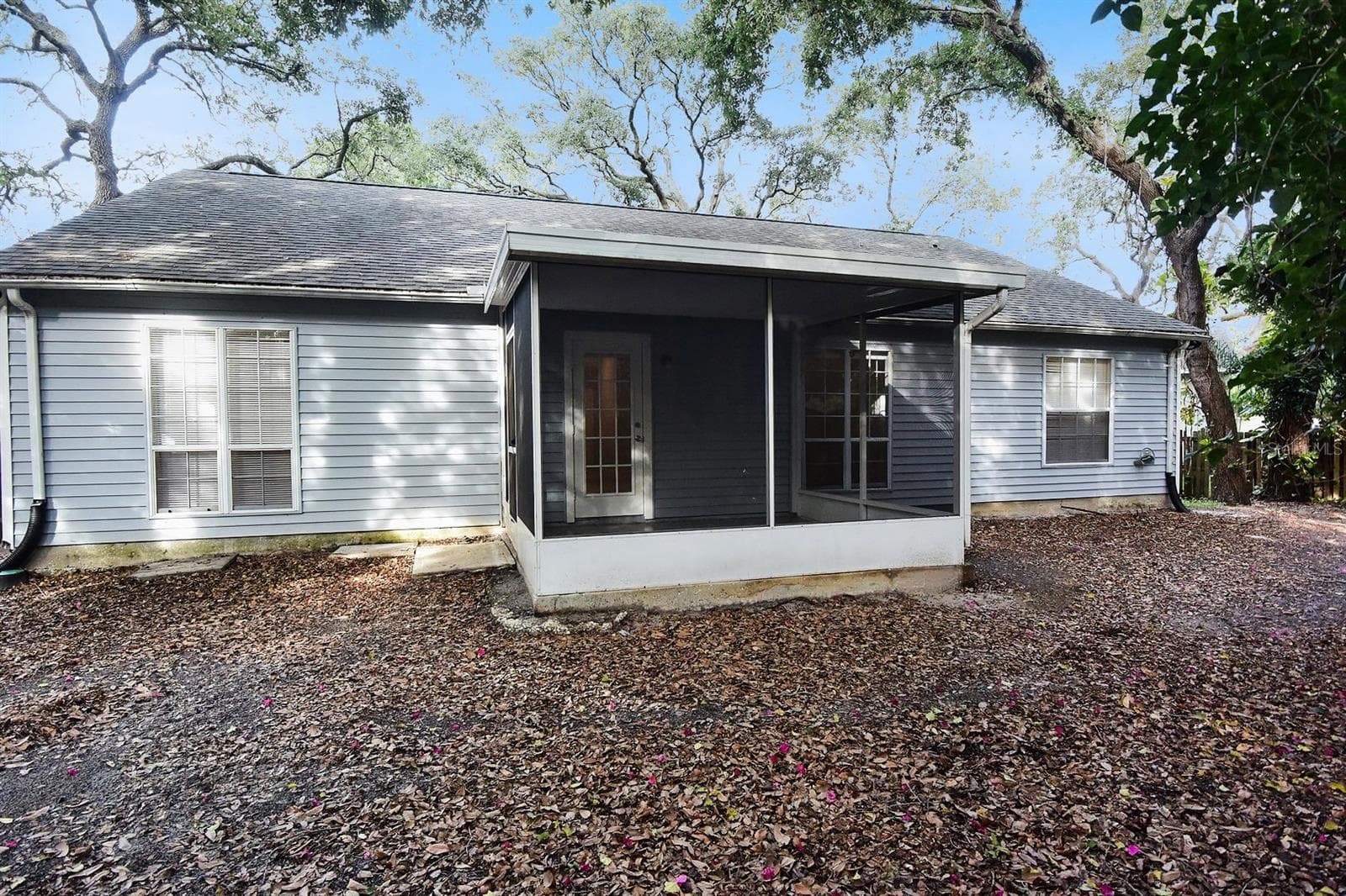 Single Family Residence at 1672 COUNTRYWOOD ST, TARPON SPRINGS, photo 37 of 39