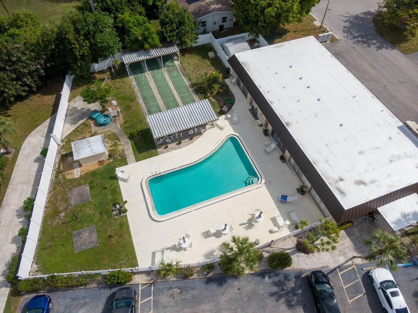 Condominium at 676 PARK CIR, BRADENTON, photo 26 of 27