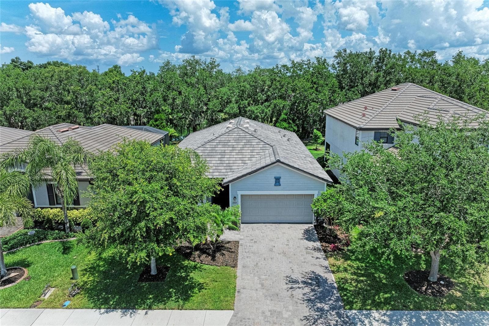 Single Family Residence at 11515 SWEETGRASS DR, BRADENTON, photo 4 of 48