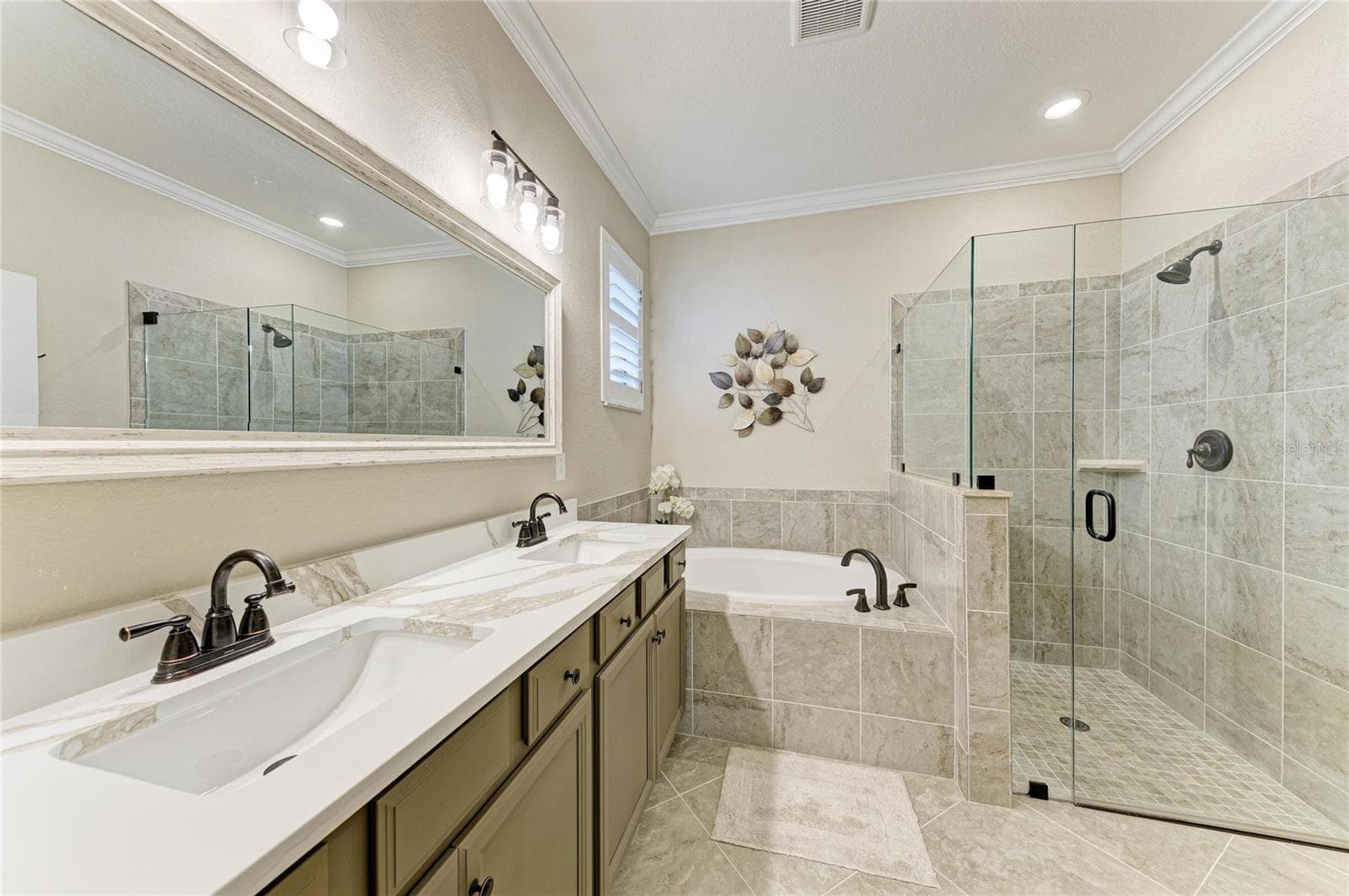 Single Family Residence at 11515 SWEETGRASS DR, BRADENTON, photo 23 of 48