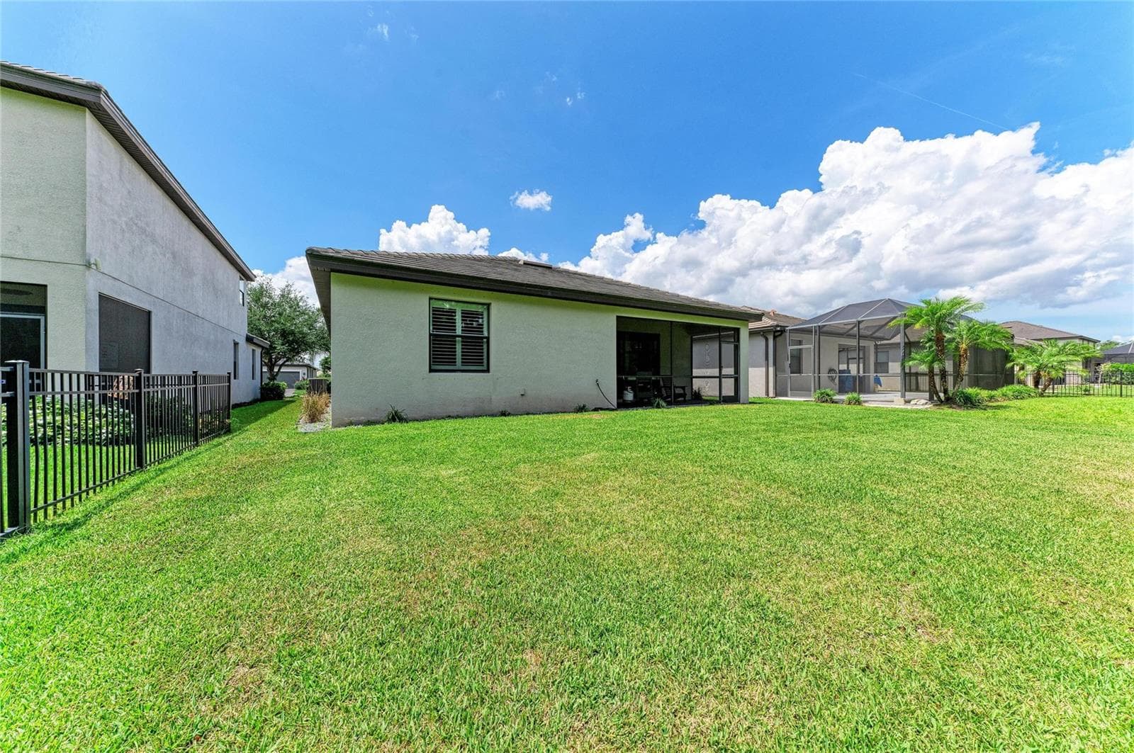 Single Family Residence at 11515 SWEETGRASS DR, BRADENTON, photo 37 of 48