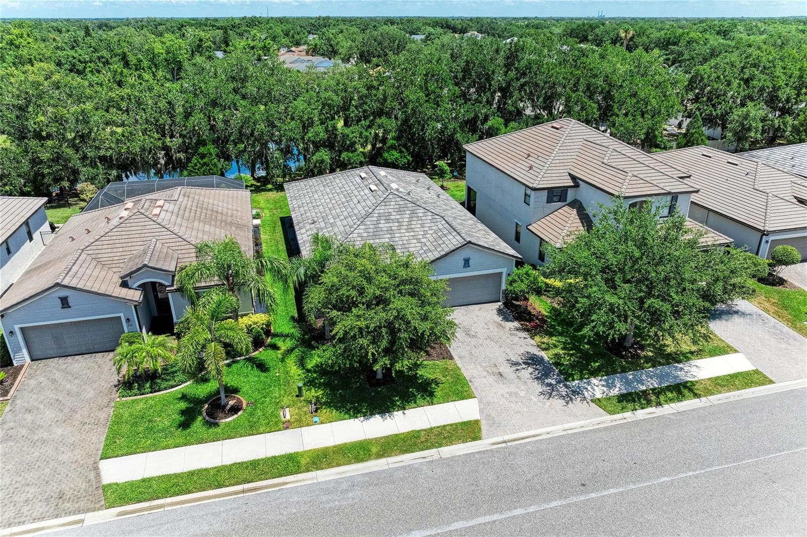 Single Family Residence at 11515 SWEETGRASS DR, BRADENTON, photo 45 of 48