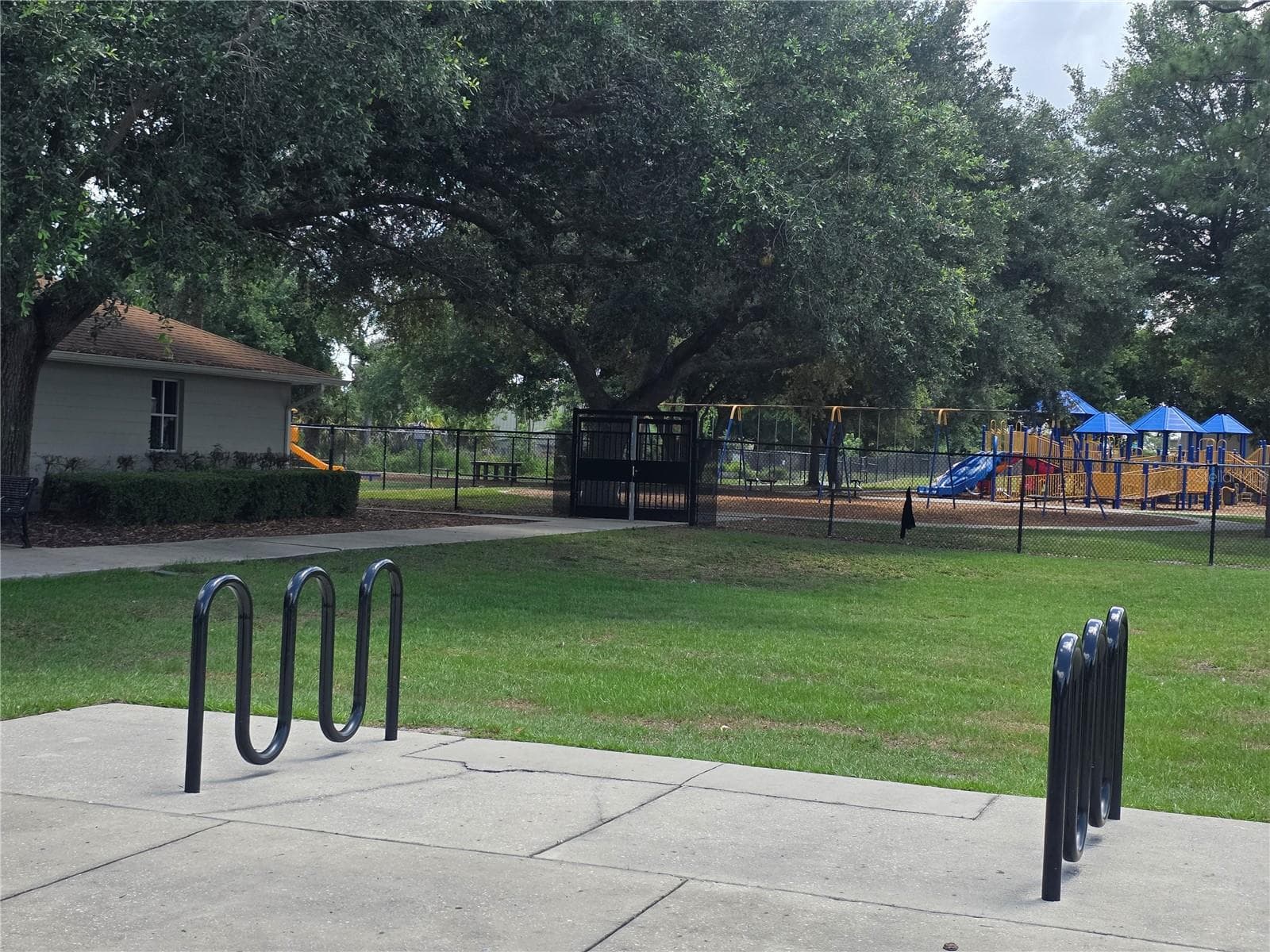 nearby Ivey Lane Park - 4429 CYPRESS ST, ORLANDO