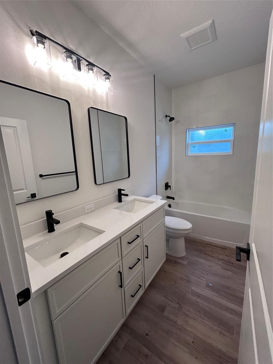 Single Family Residence at 340 KIMBLE AVE, OVIEDO, photo 6 of 15