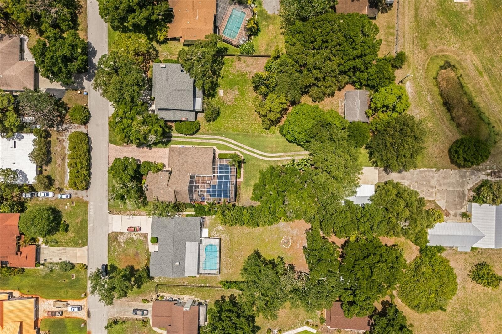 Aerial Shot - 1944 LEVINE LN, CLEARWATER