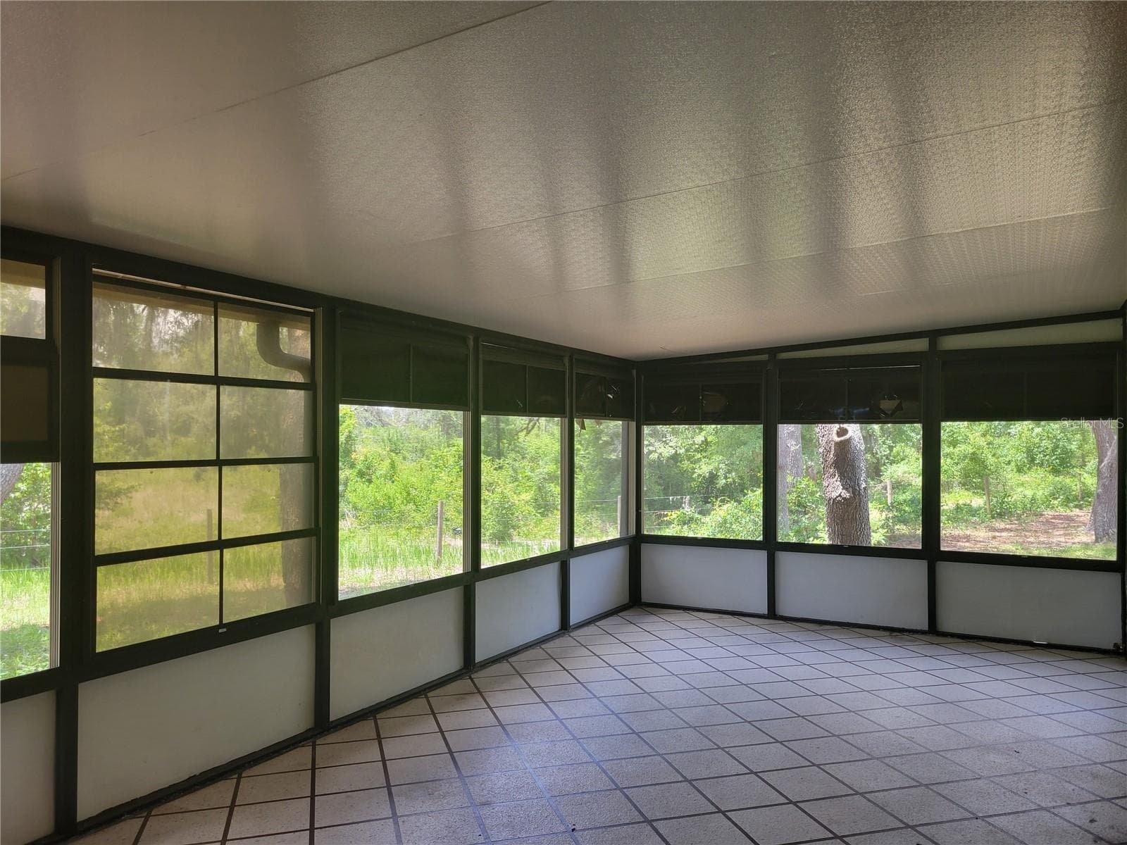Great space for entertaining - 9022 LINGROVE RD, WEEKI WACHEE