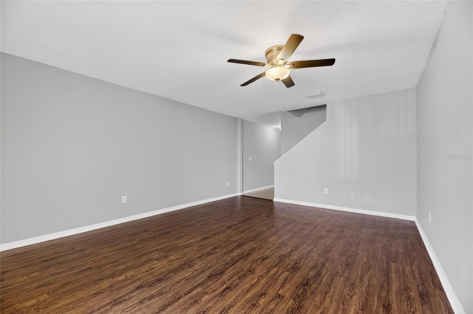 Townhouse at 2258 FLUORSHIRE DR, BRANDON, photo 7 of 48
