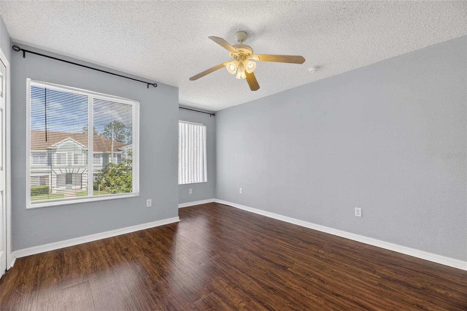 Townhouse at 2258 FLUORSHIRE DR, BRANDON, photo 37 of 48