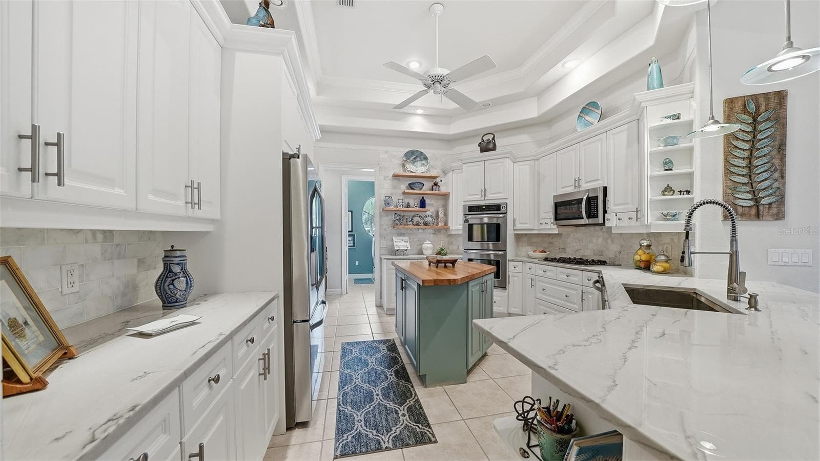 Single Family Residence at 27 DOMINICA DR, ENGLEWOOD, photo 19 of 90