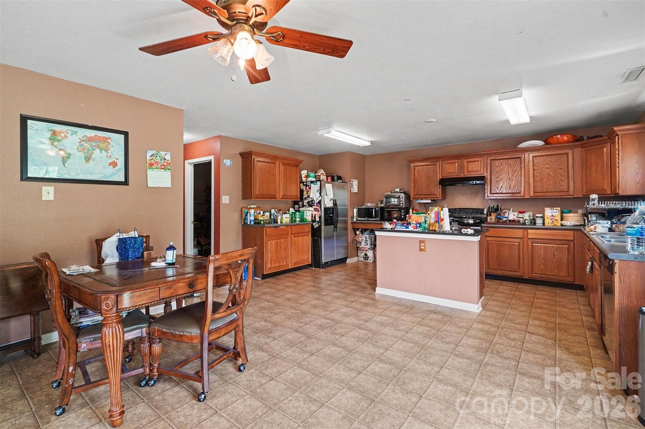 Single Family Residence at 3412 Aldwych Way, Charlotte, photo 7 of 20