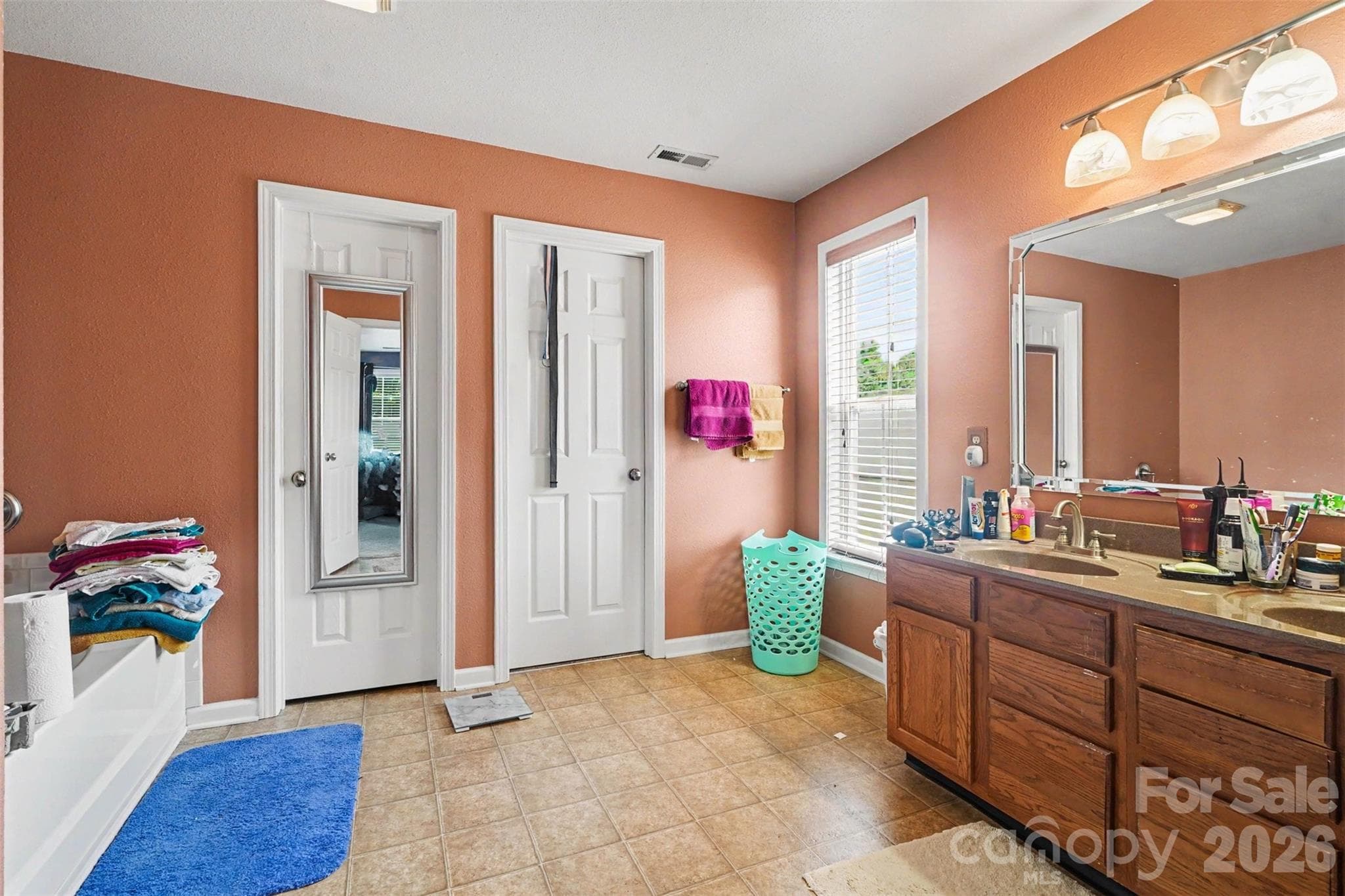 Single Family Residence at 3412 Aldwych Way, Charlotte, photo 12 of 20