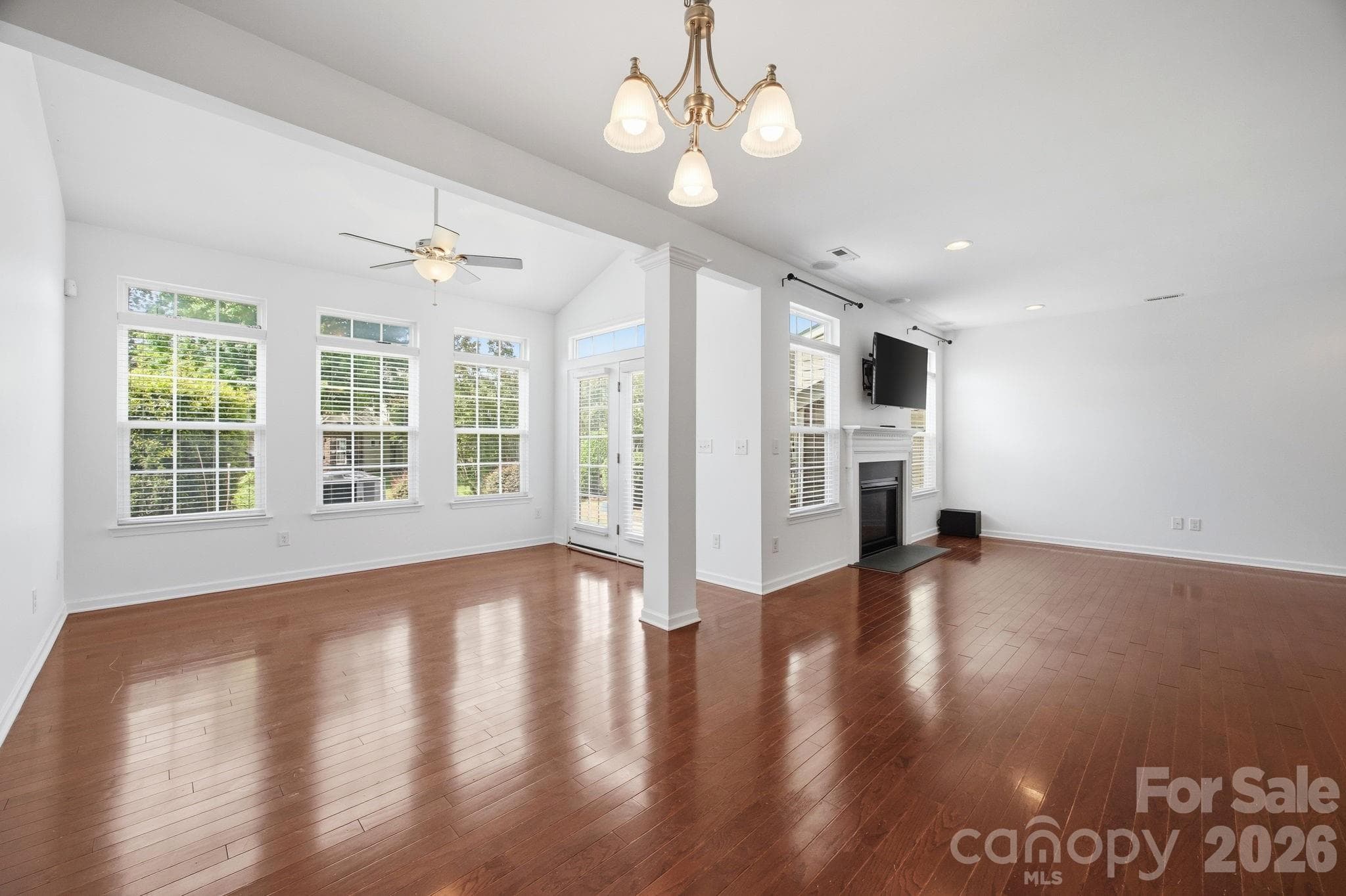 Townhouse at Charlotte, photo 9 of 56