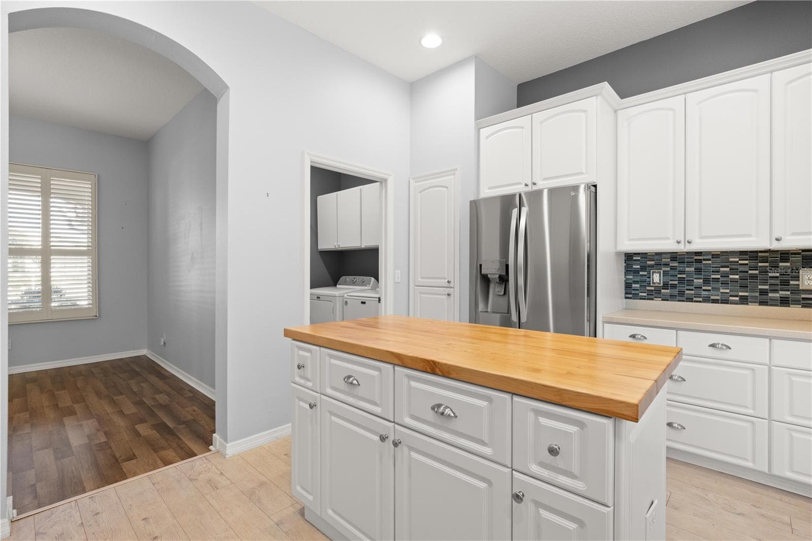 Kitchen - 1305 CRYSTAL GREENS DR, SUN CITY CENTER