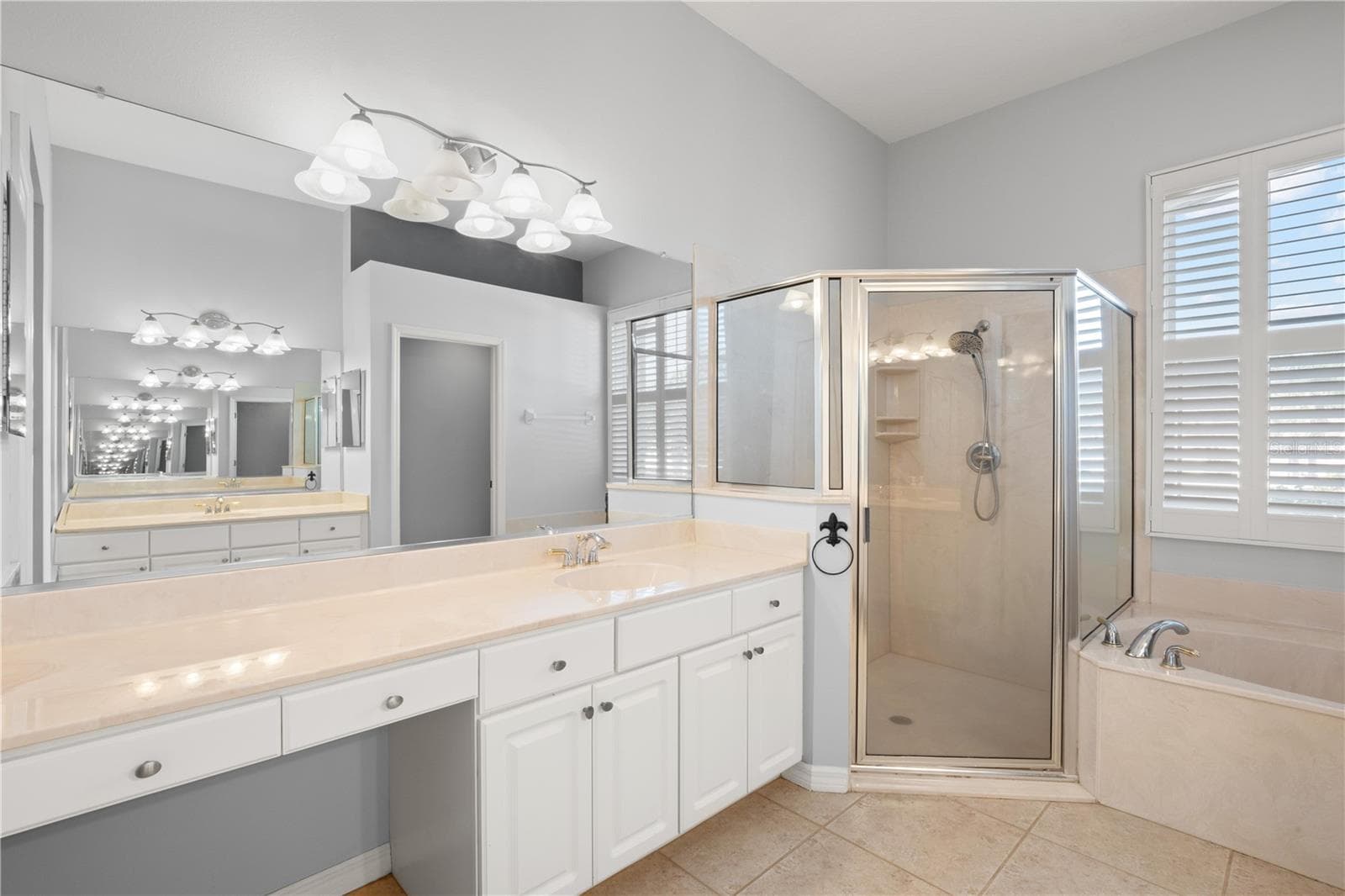 Primary Bathroom - 1305 CRYSTAL GREENS DR, SUN CITY CENTER