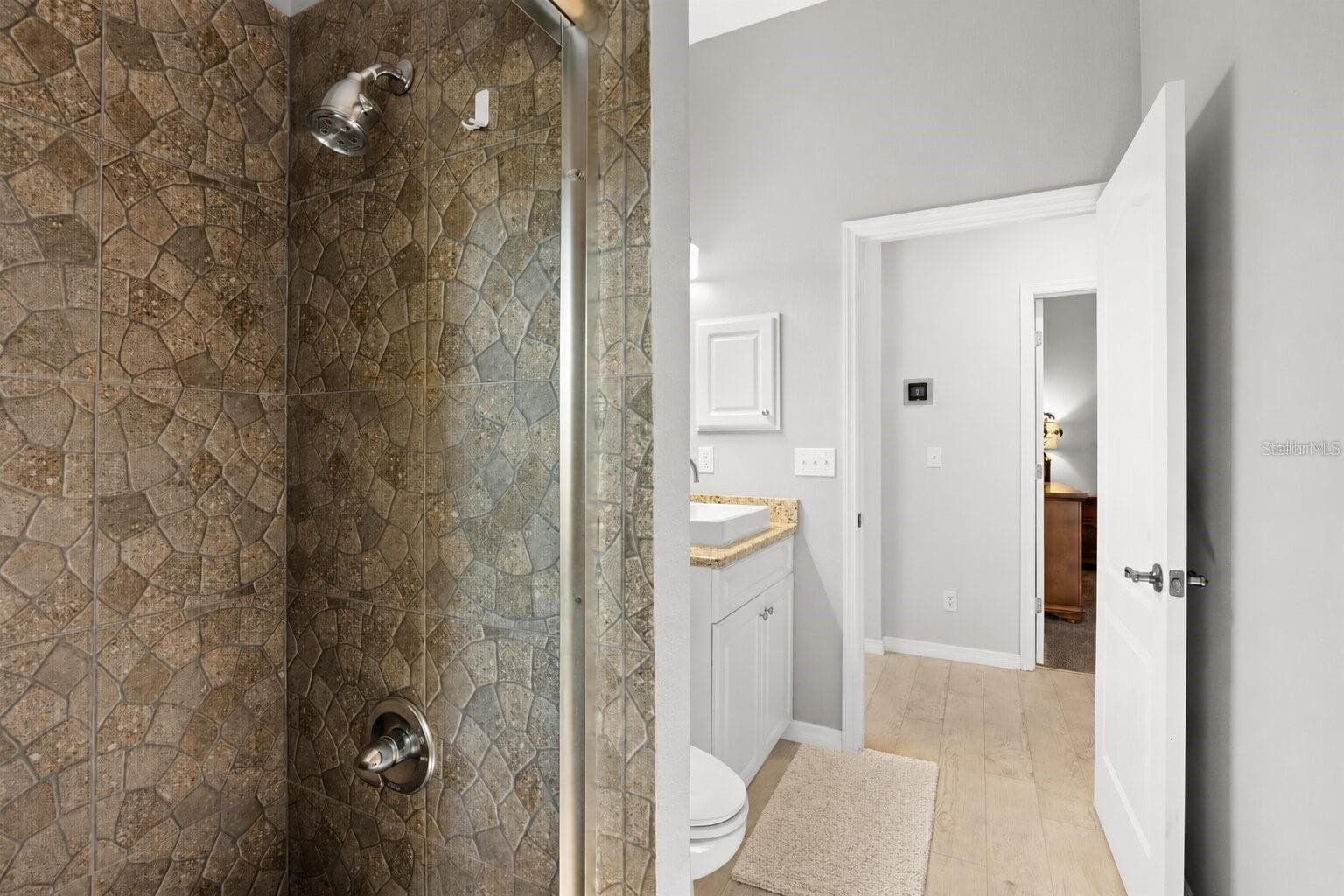 Second Full Bathroom - 1305 CRYSTAL GREENS DR, SUN CITY CENTER