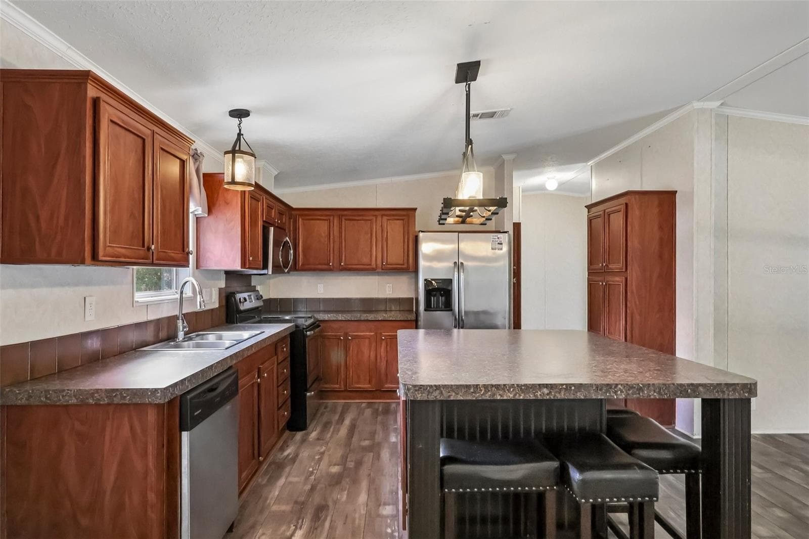 Manufactured Home at 136 CREEKWOOD RUN, LAKELAND, photo 27 of 92