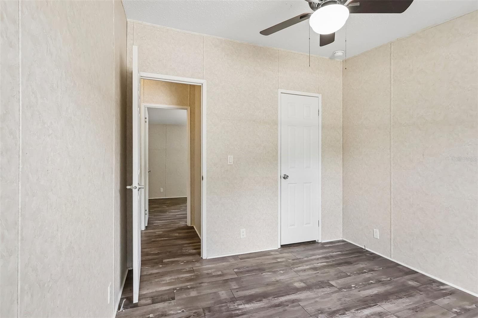 Manufactured Home at 136 CREEKWOOD RUN, LAKELAND, photo 47 of 92