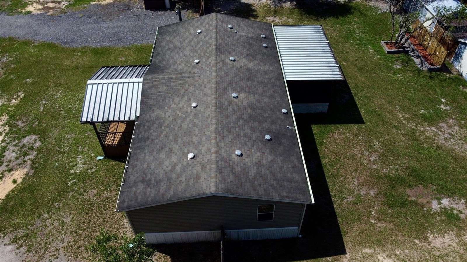 Manufactured Home at 136 CREEKWOOD RUN, LAKELAND, photo 90 of 92