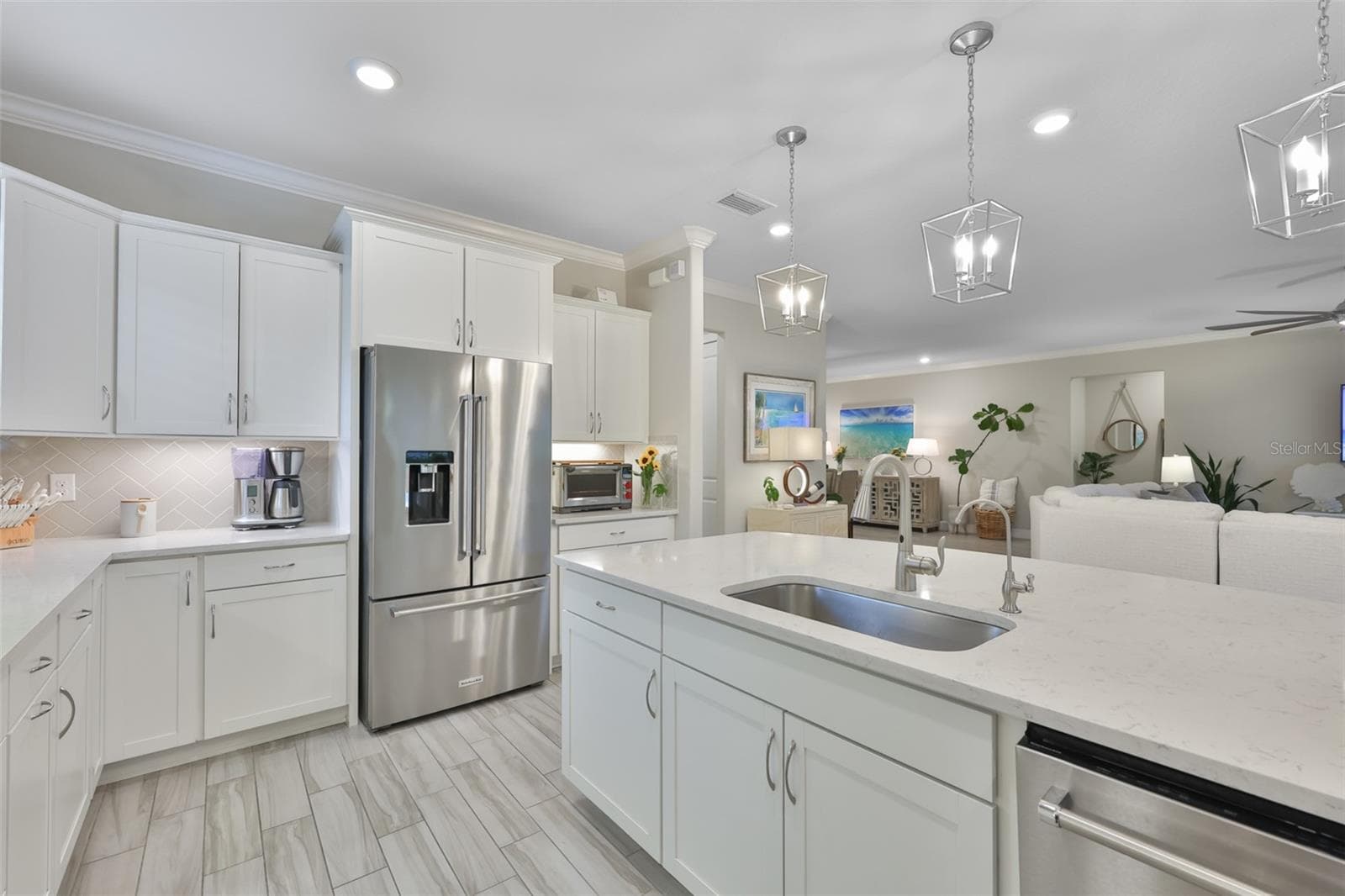 Kitchen - 18824 ALDER GLEN DR, LUTZ