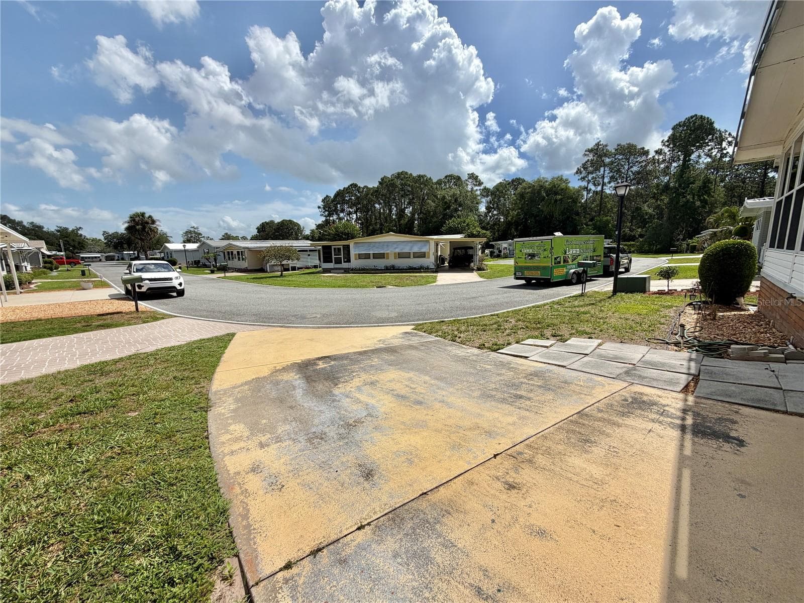 Mobile Home at 132 TAMARISK WAY, LEESBURG, photo 43 of 52