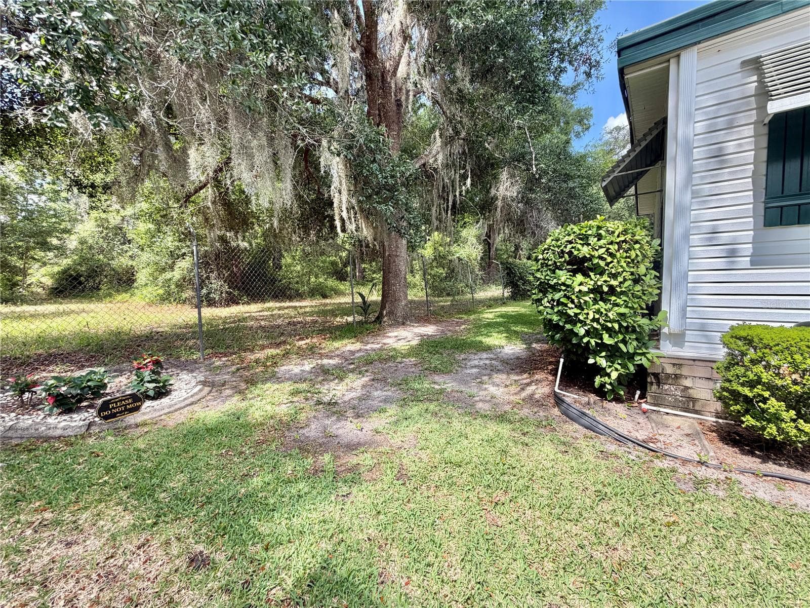 Mobile Home at 132 TAMARISK WAY, LEESBURG, photo 47 of 52