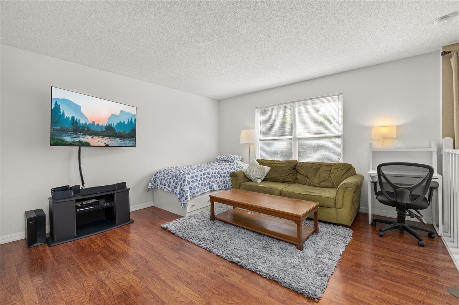 Upstairs Loft / Flex Space - 4638 RAINTREE RIDGE RD, ORLANDO