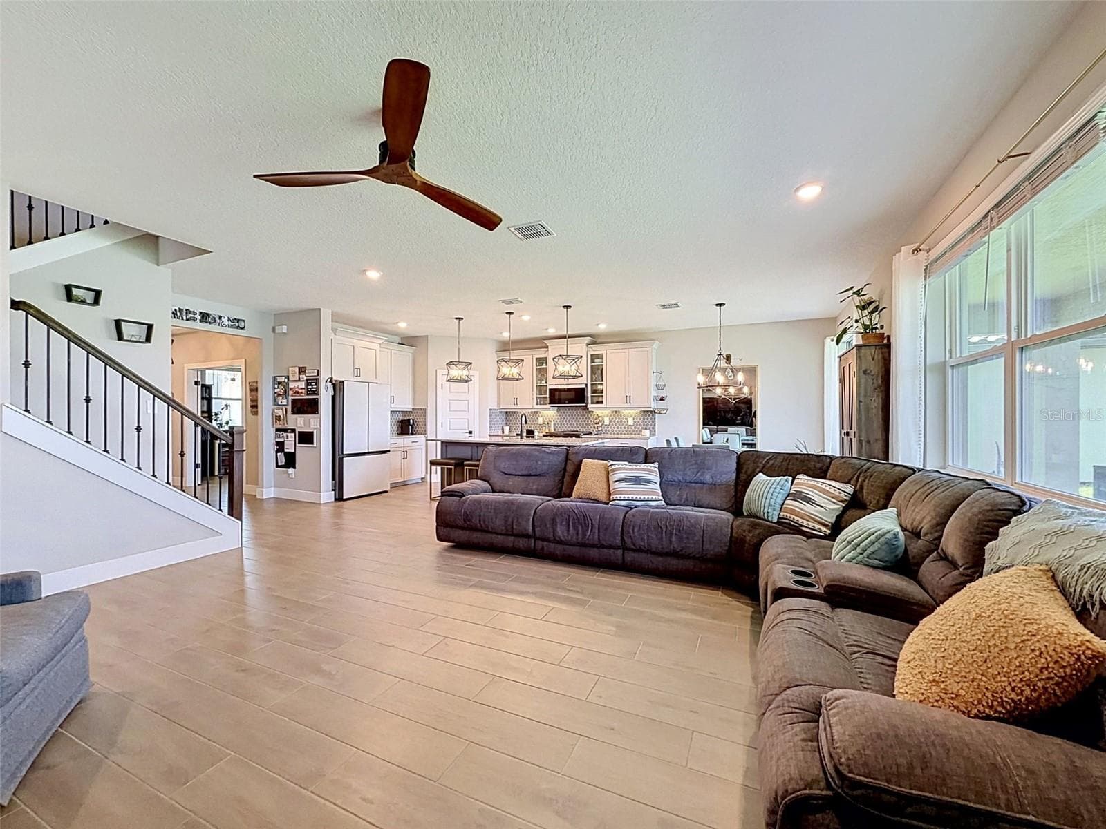 Single Family Residence at 3726 SAVANNA PALMS CT, BRADENTON, photo 18 of 99